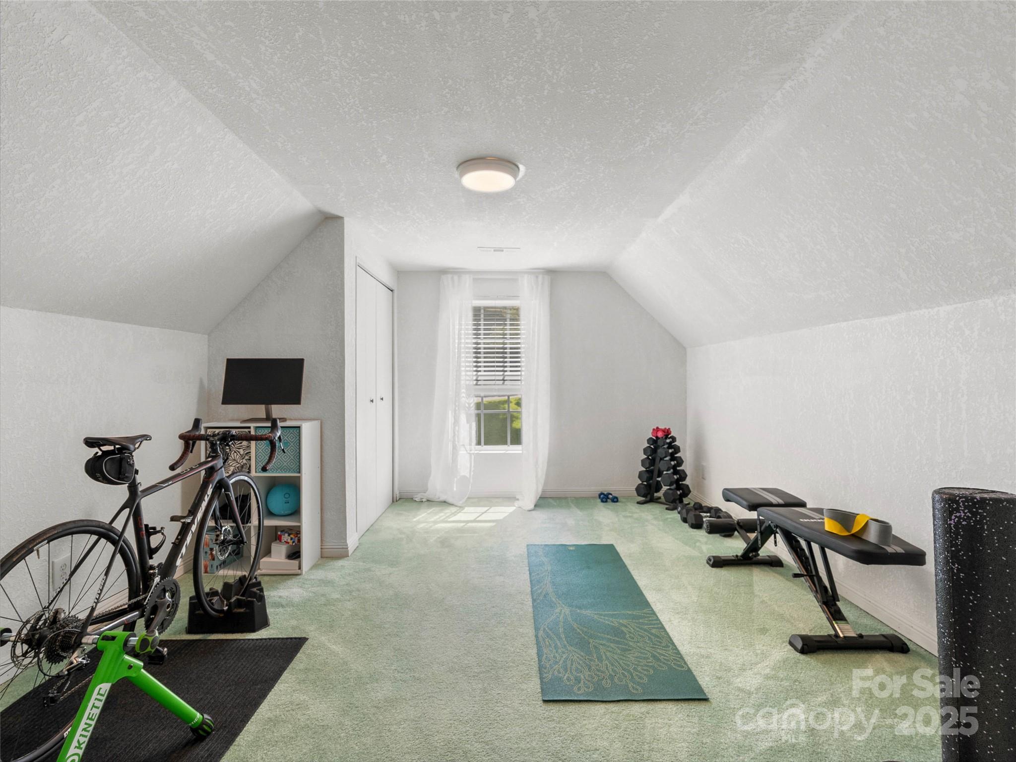 Lynnbrook - Residential