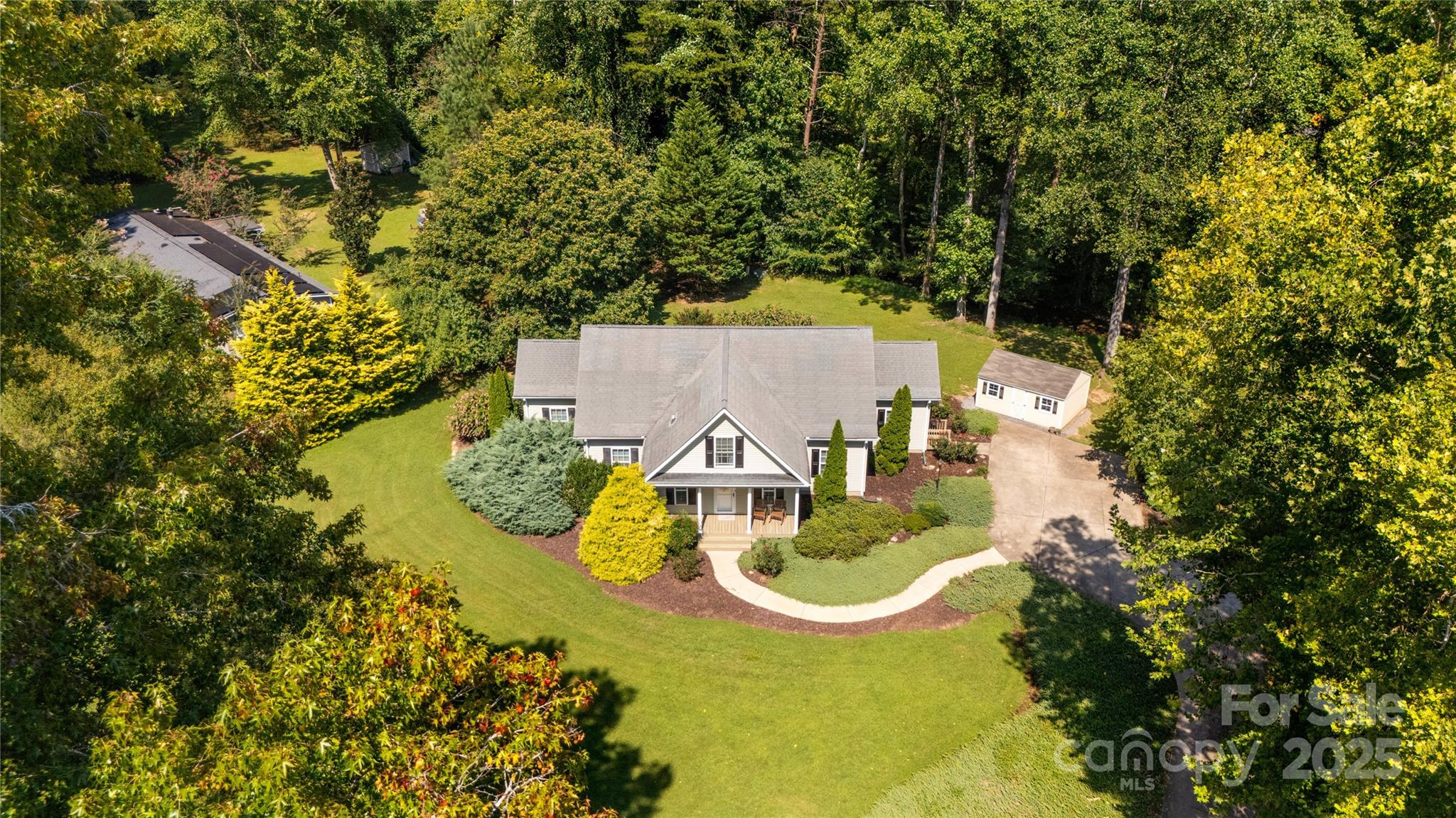 Lynnbrook - Residential