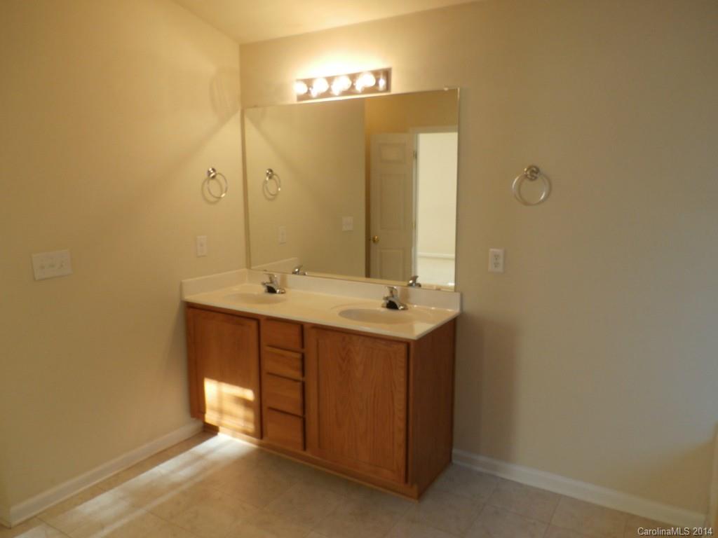 Moss Creek Village - Residential