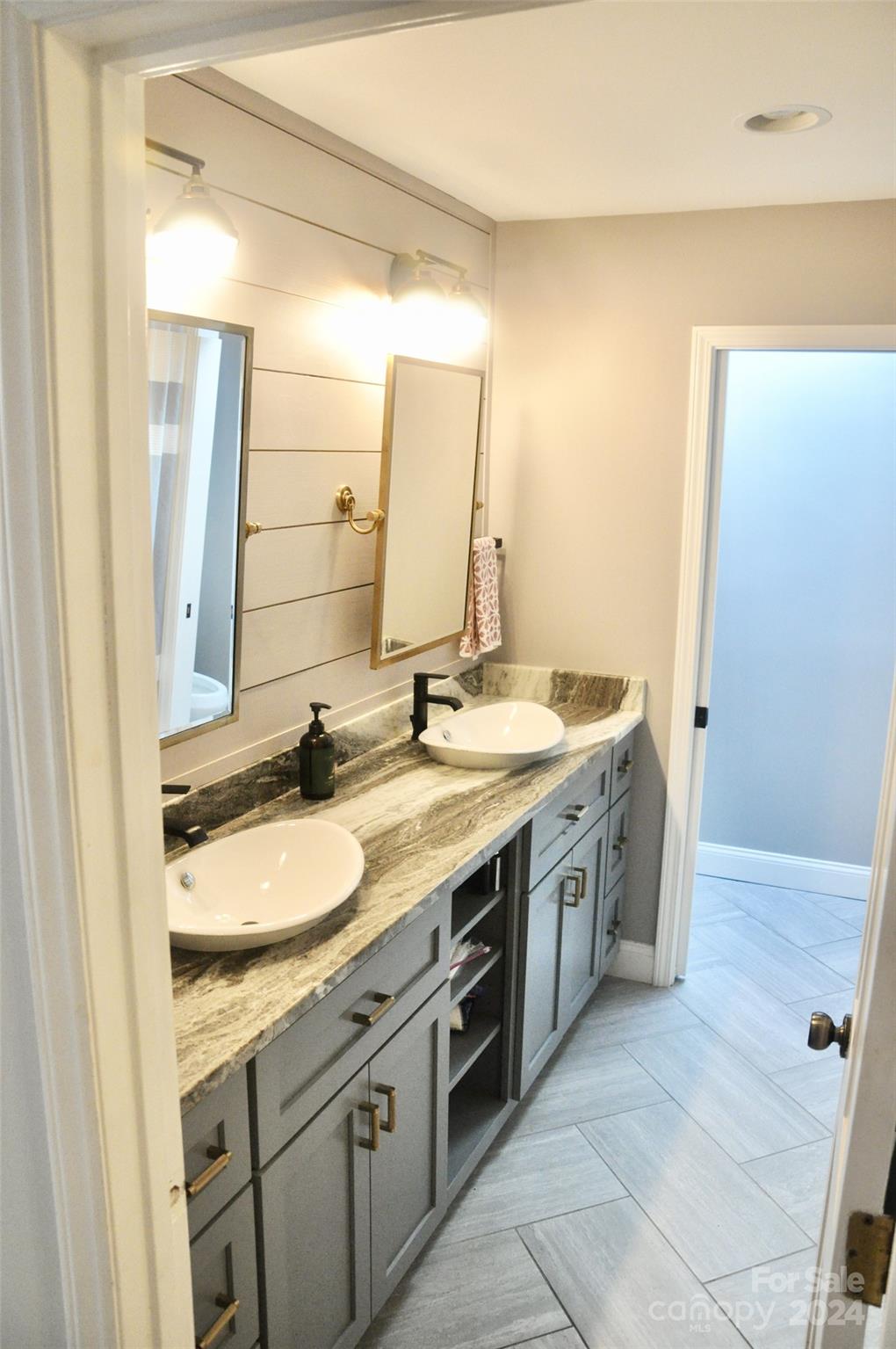 Westport Peninsula - Residential