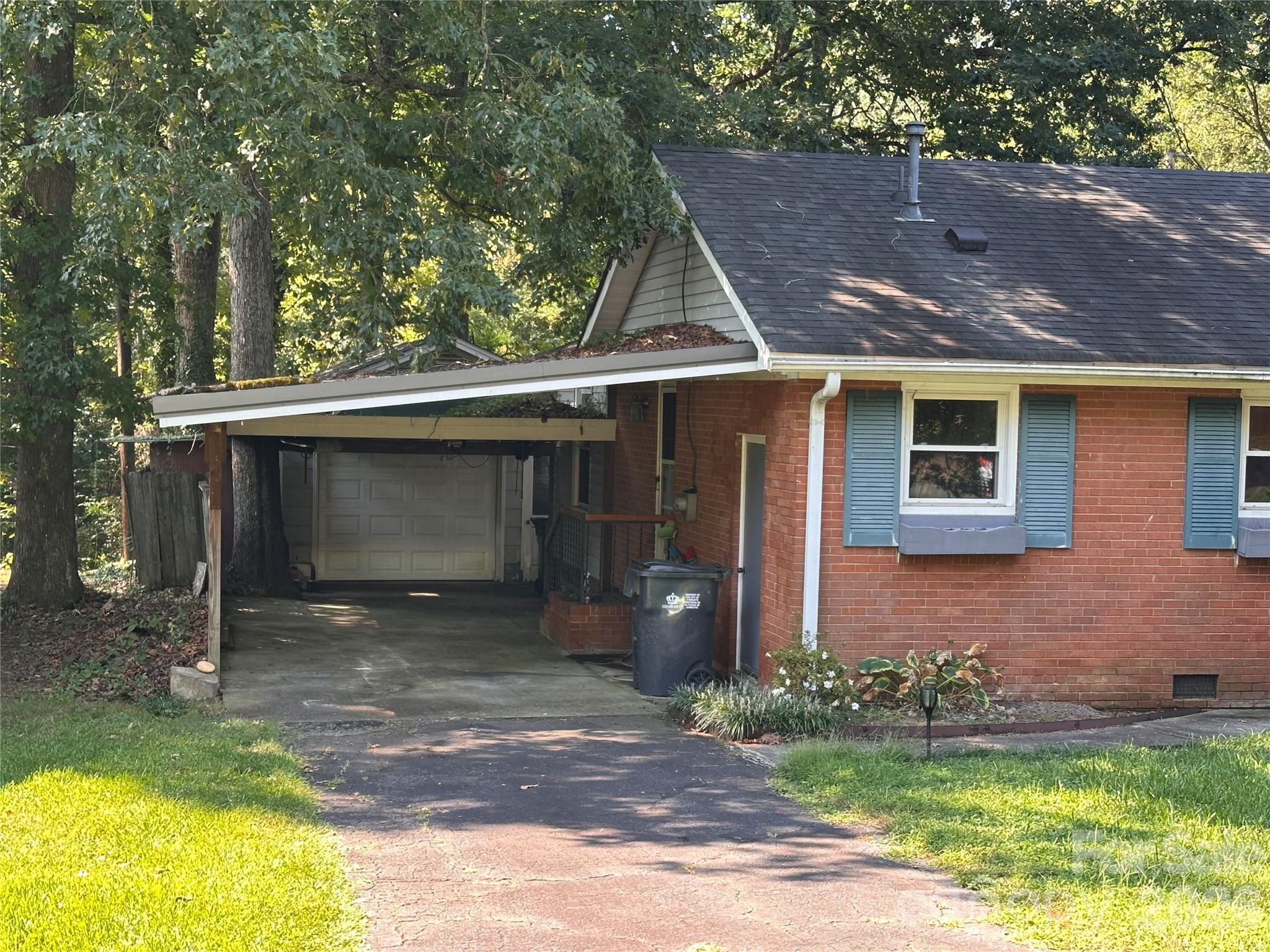 7216 Lockmont Drive