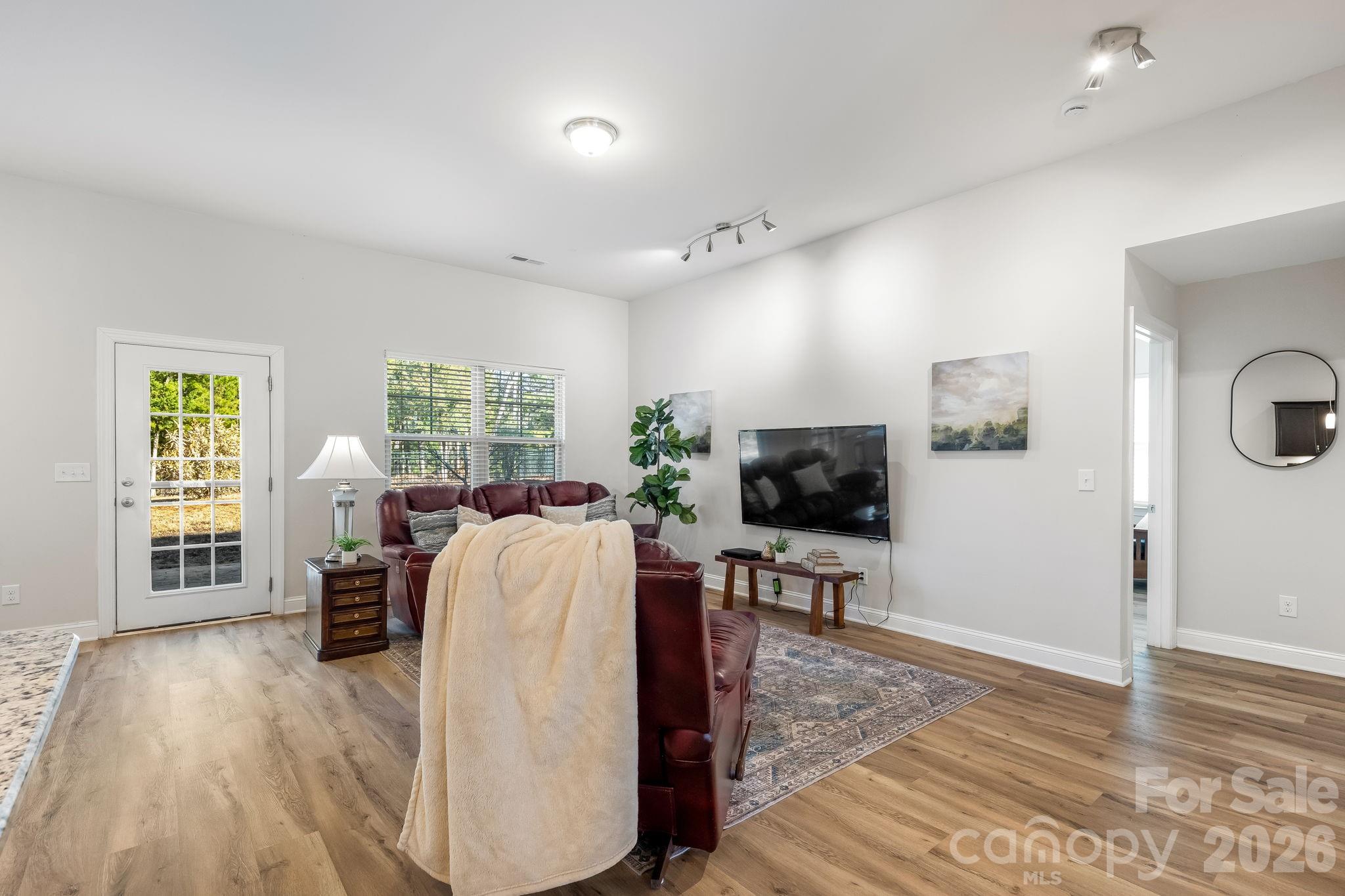 Mckee Ridge - Residential