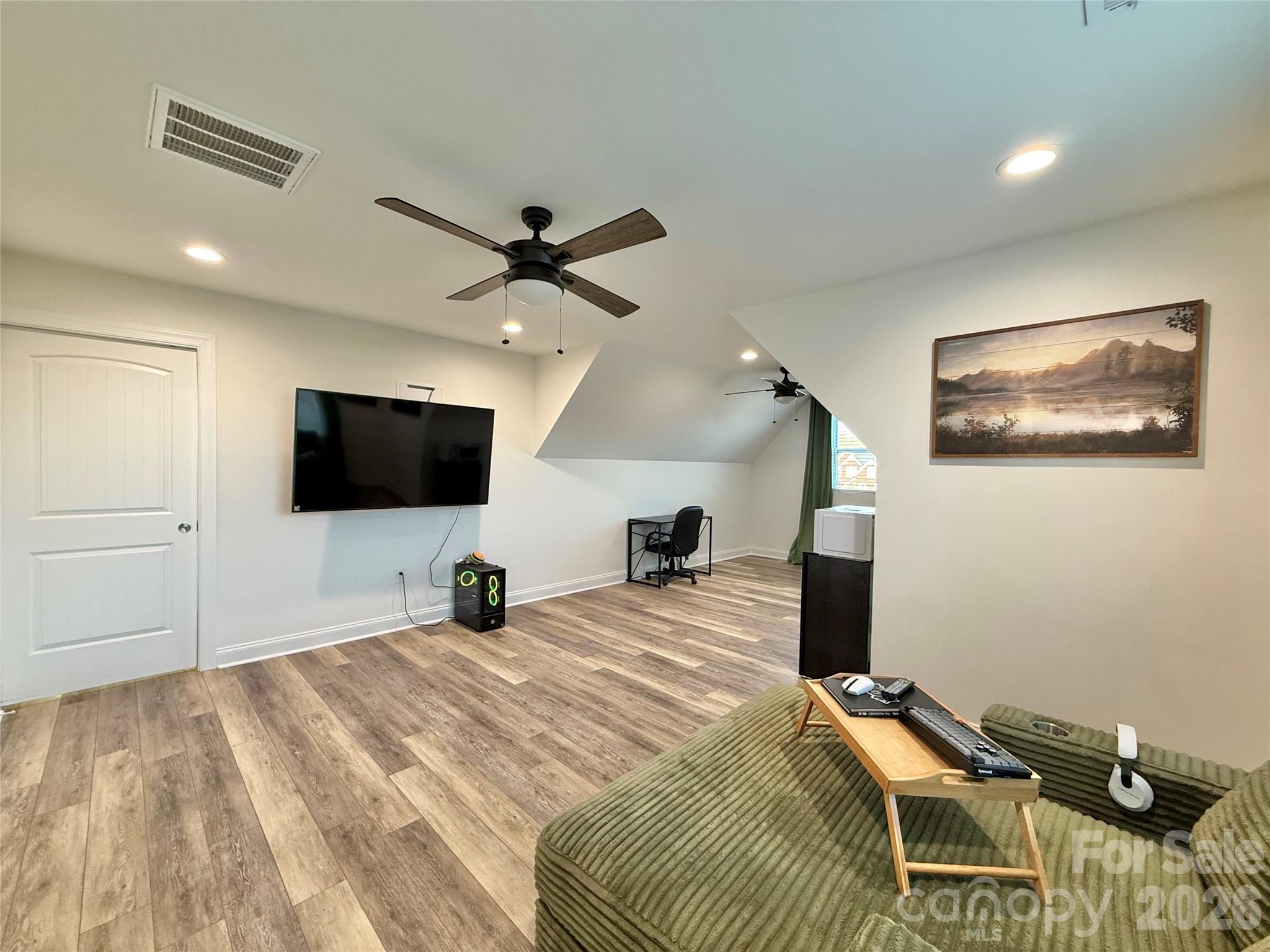 Lathans Pond - Residential