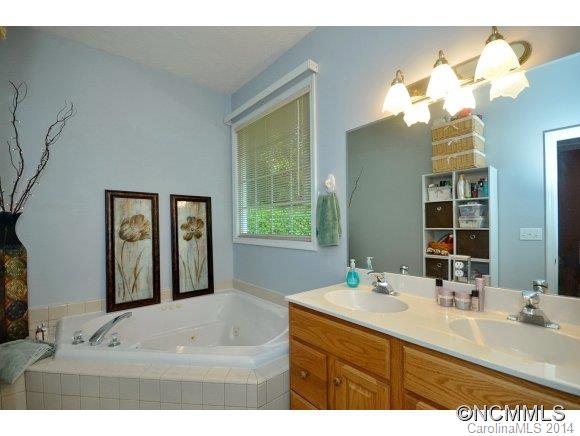 Mills Pointe - Residential