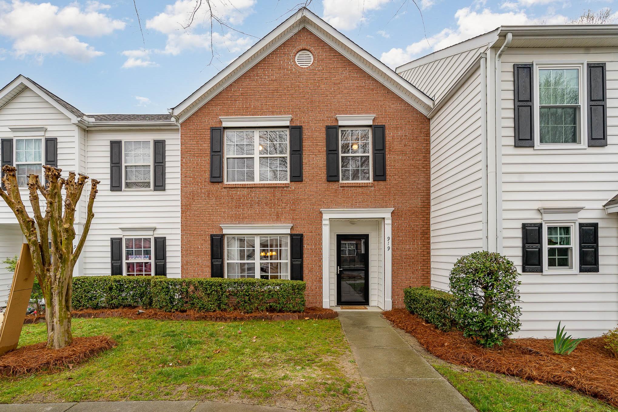 Sheffield Pointe - Residential