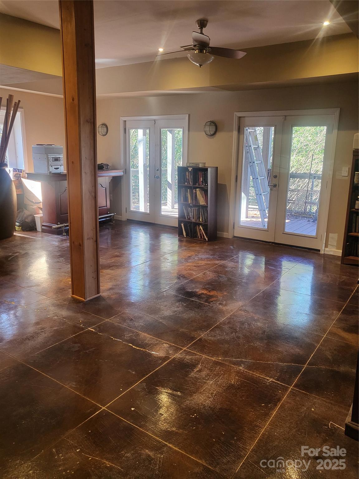 Windjammer - Residential