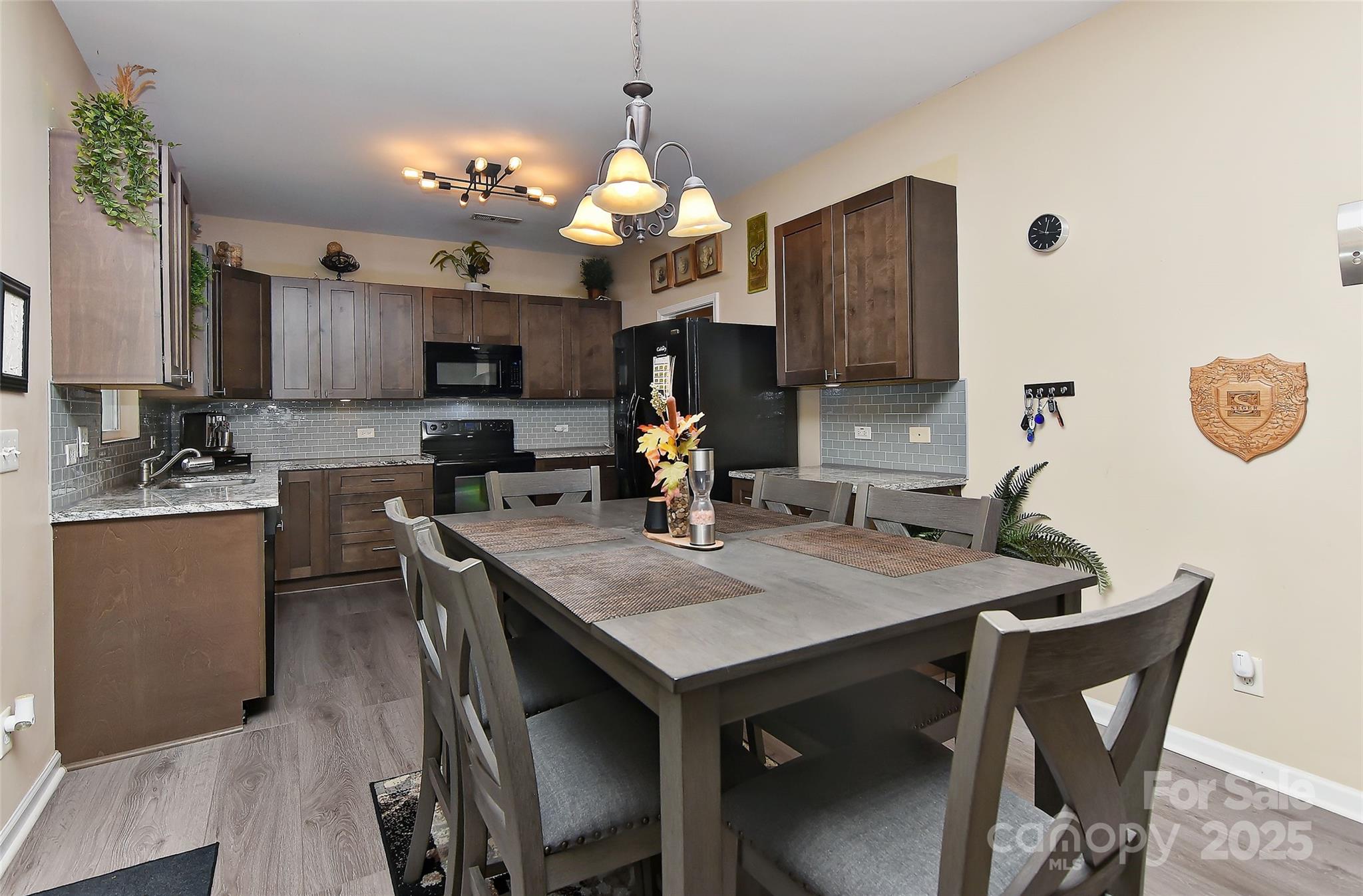 Fieldstone Farm - Residential