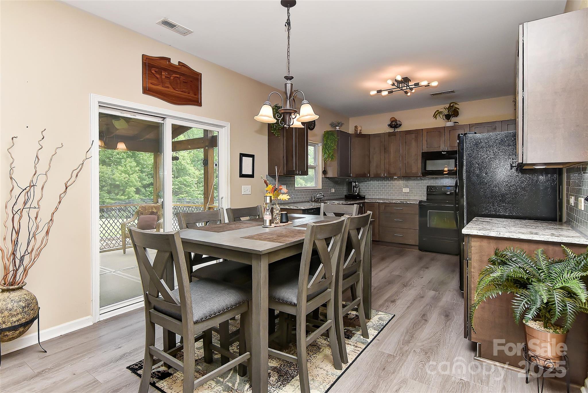 Fieldstone Farm - Residential