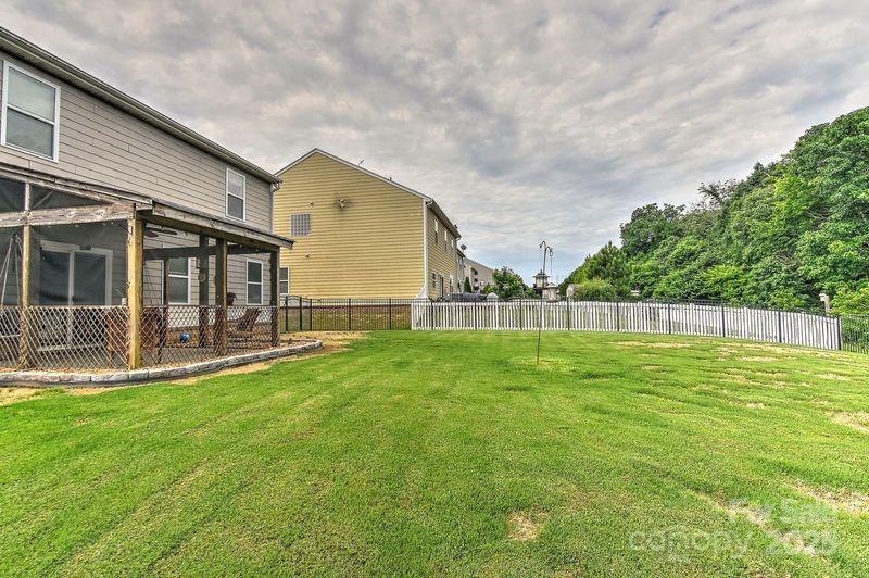 Fieldstone Farm - Residential