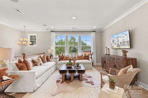 Photo of 3013 Rexton Lane, Charlotte, NC 28262 (MLS # 4331273)