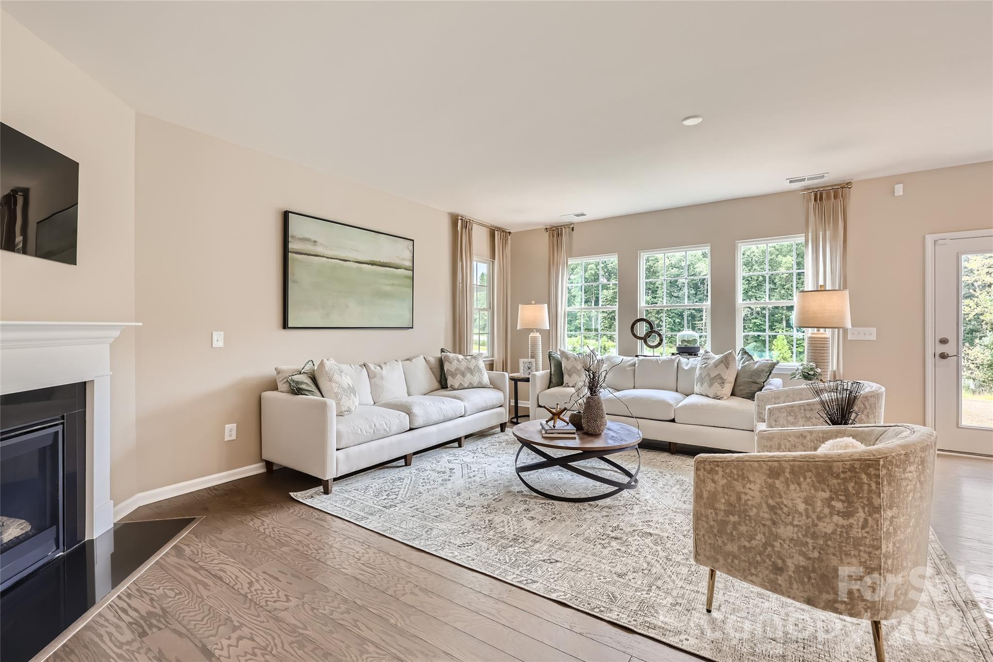 Elizabeth - Residential