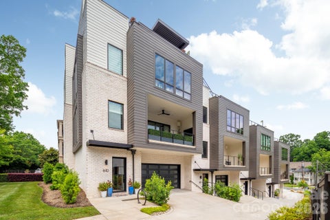 Photo of 610 Queens Road, Charlotte, NC 28207 (MLS # 4420275)