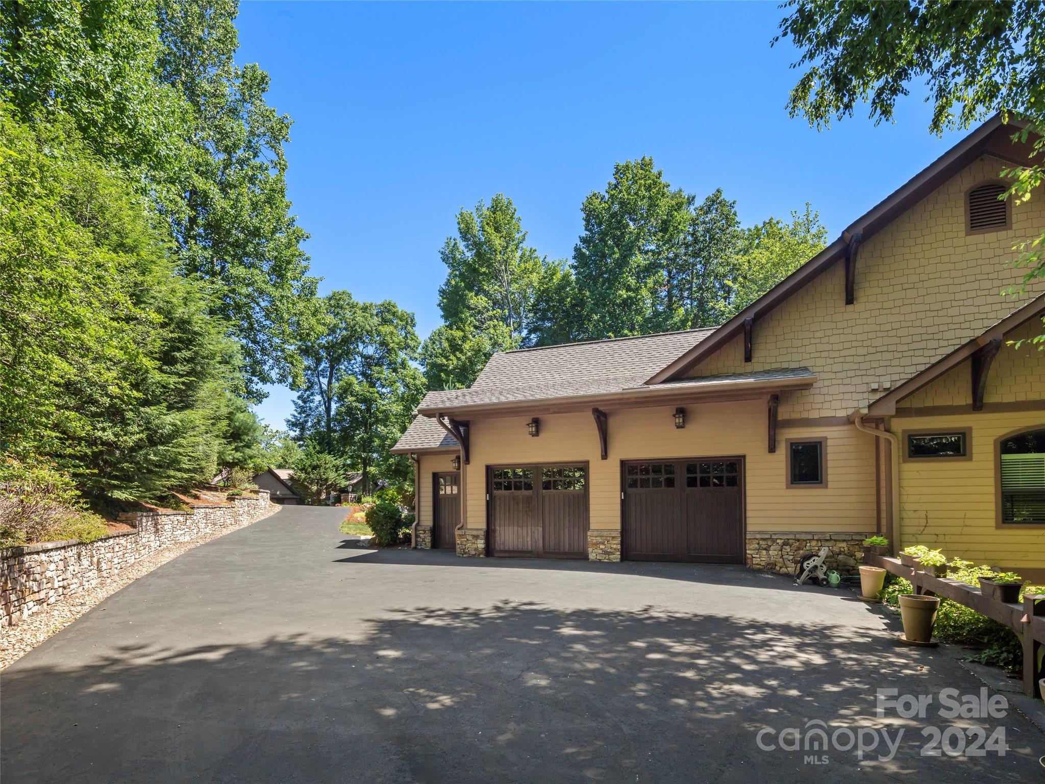 Champion Hills - Residential