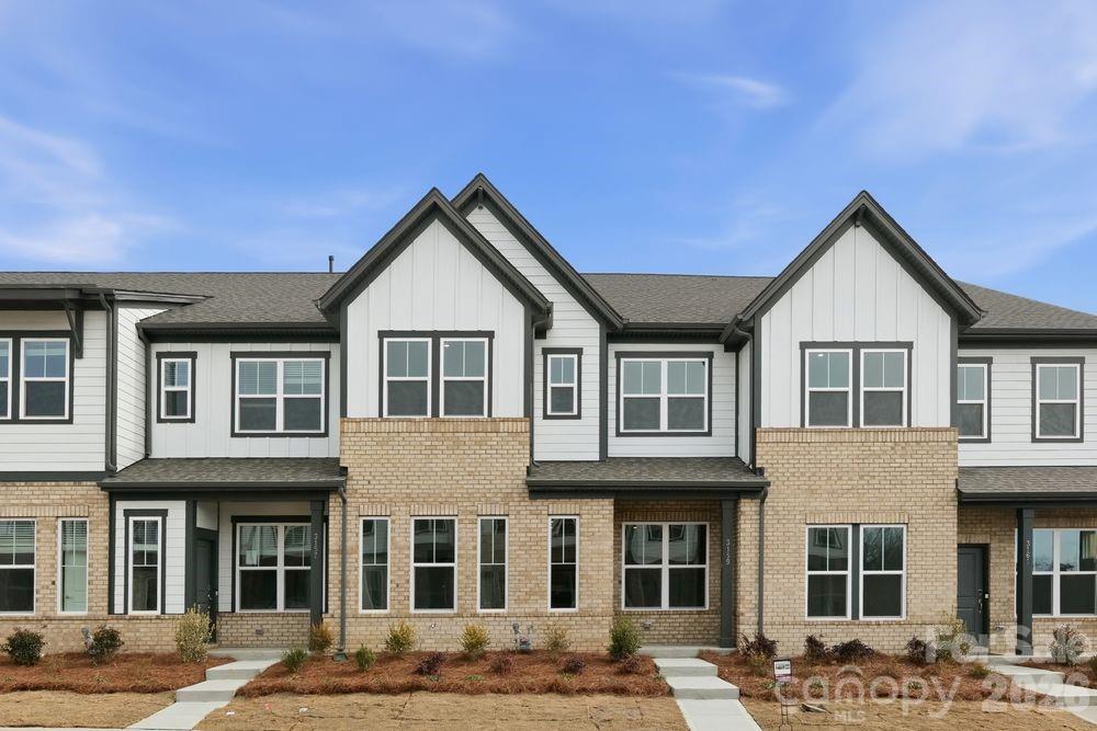 The Ridge at Sugar Creek - Residential