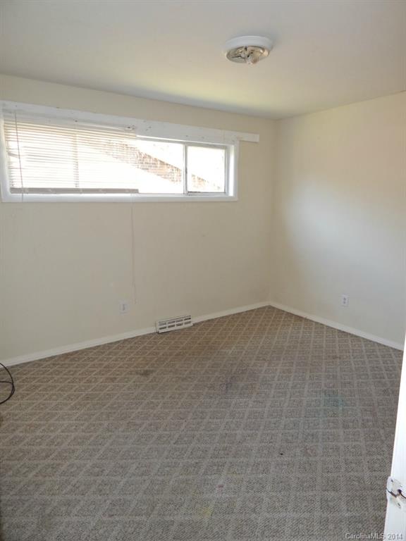 Lake Plaza - Residential Income