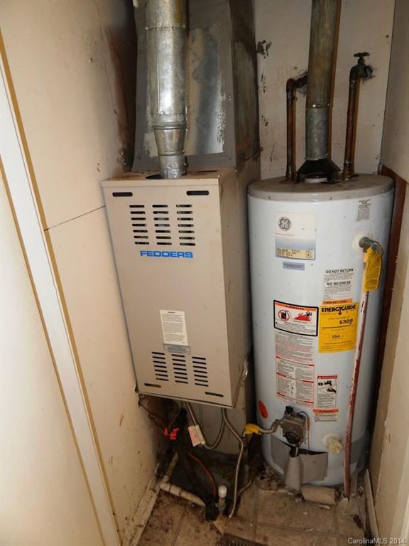 Lake Plaza - Residential Income