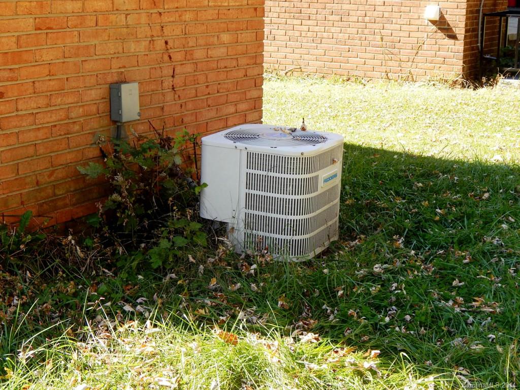 Lake Plaza - Residential Income