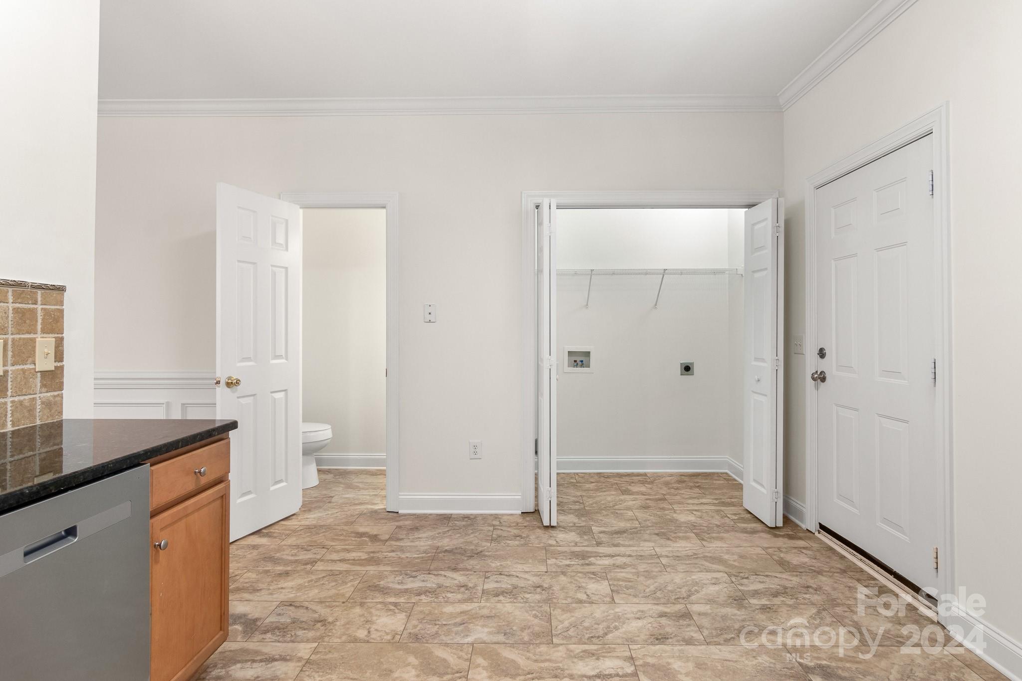 Sunridge Place - Residential