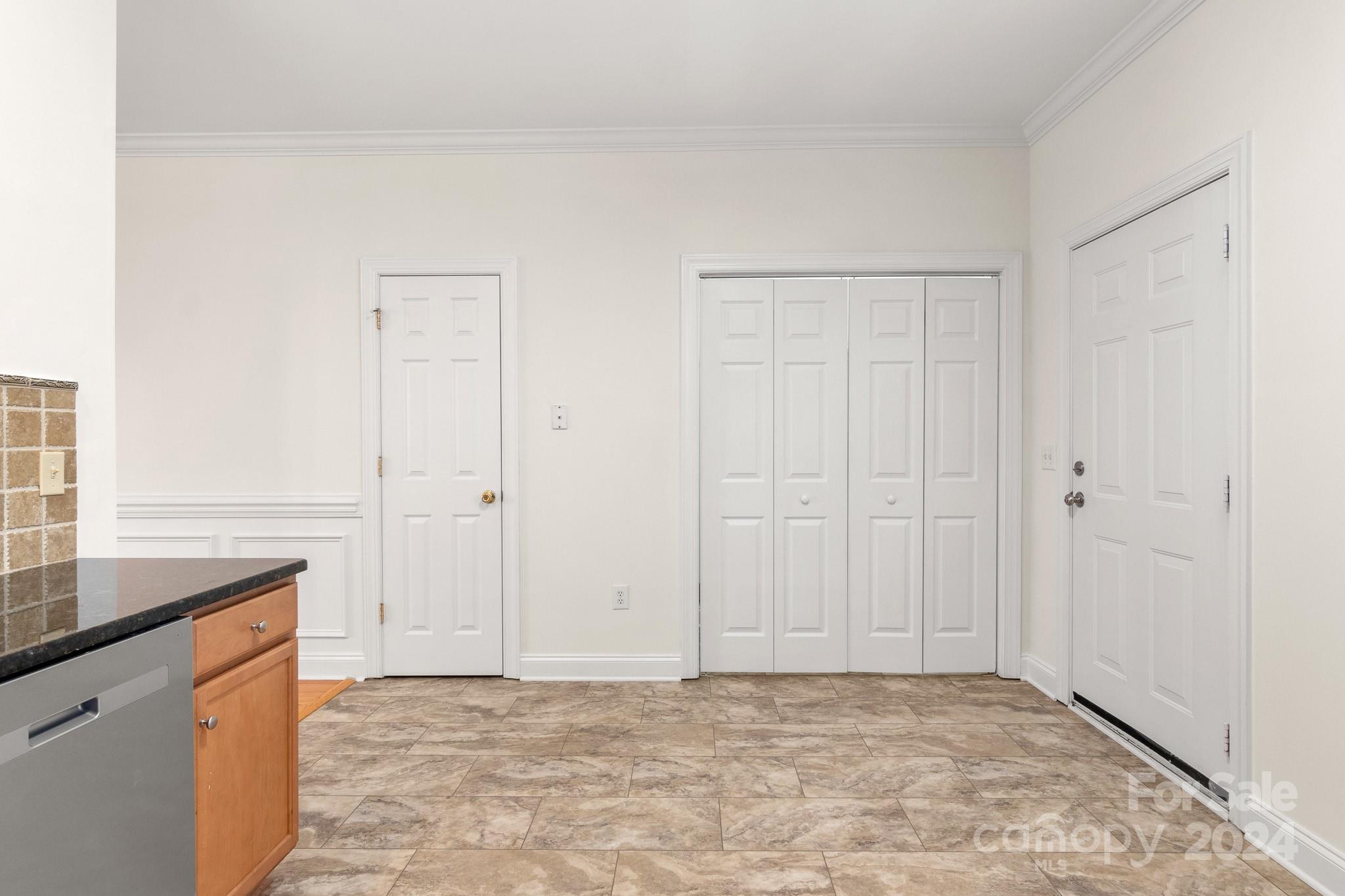 Sunridge Place - Residential