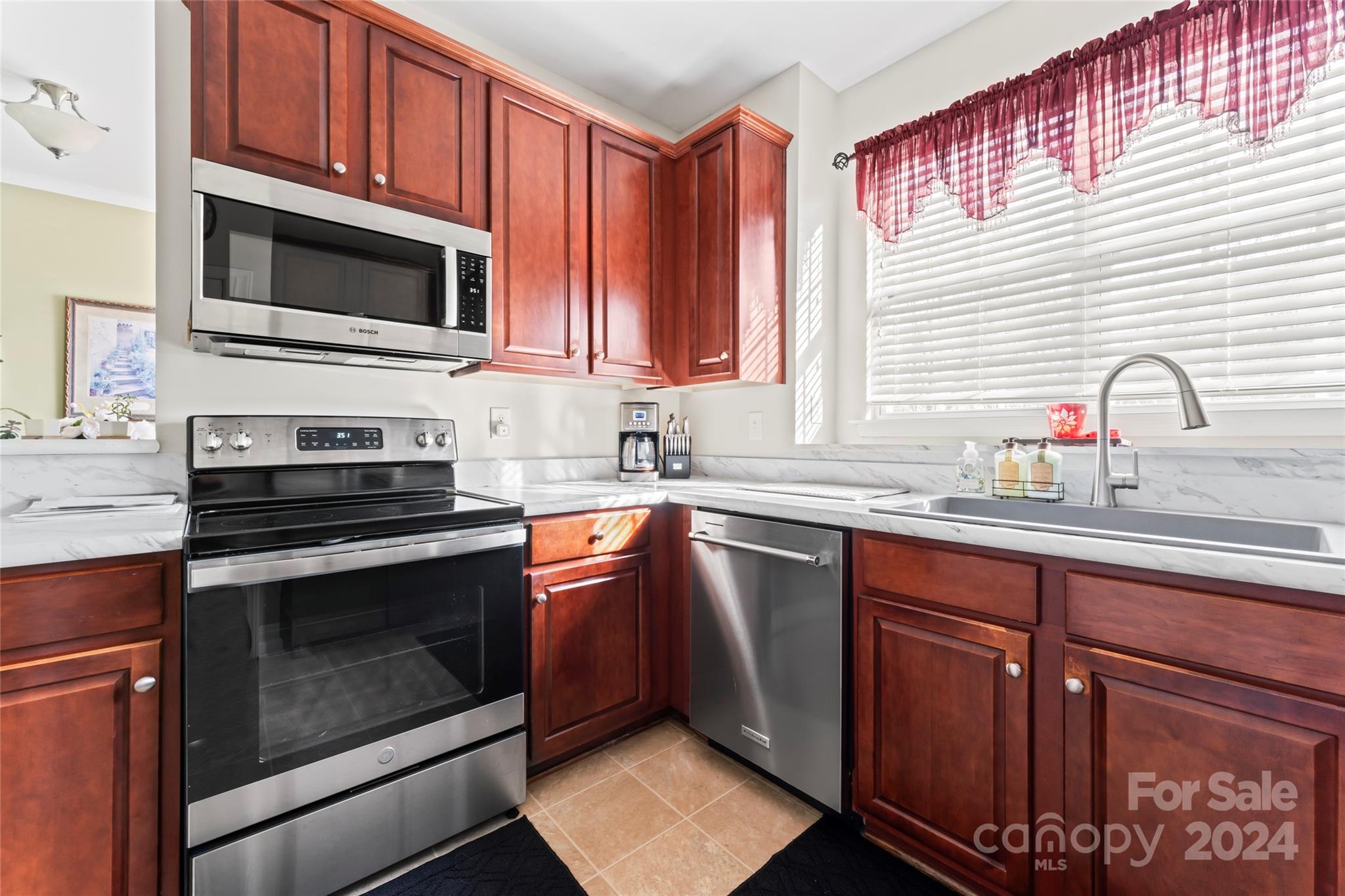 Fieldstone - Residential