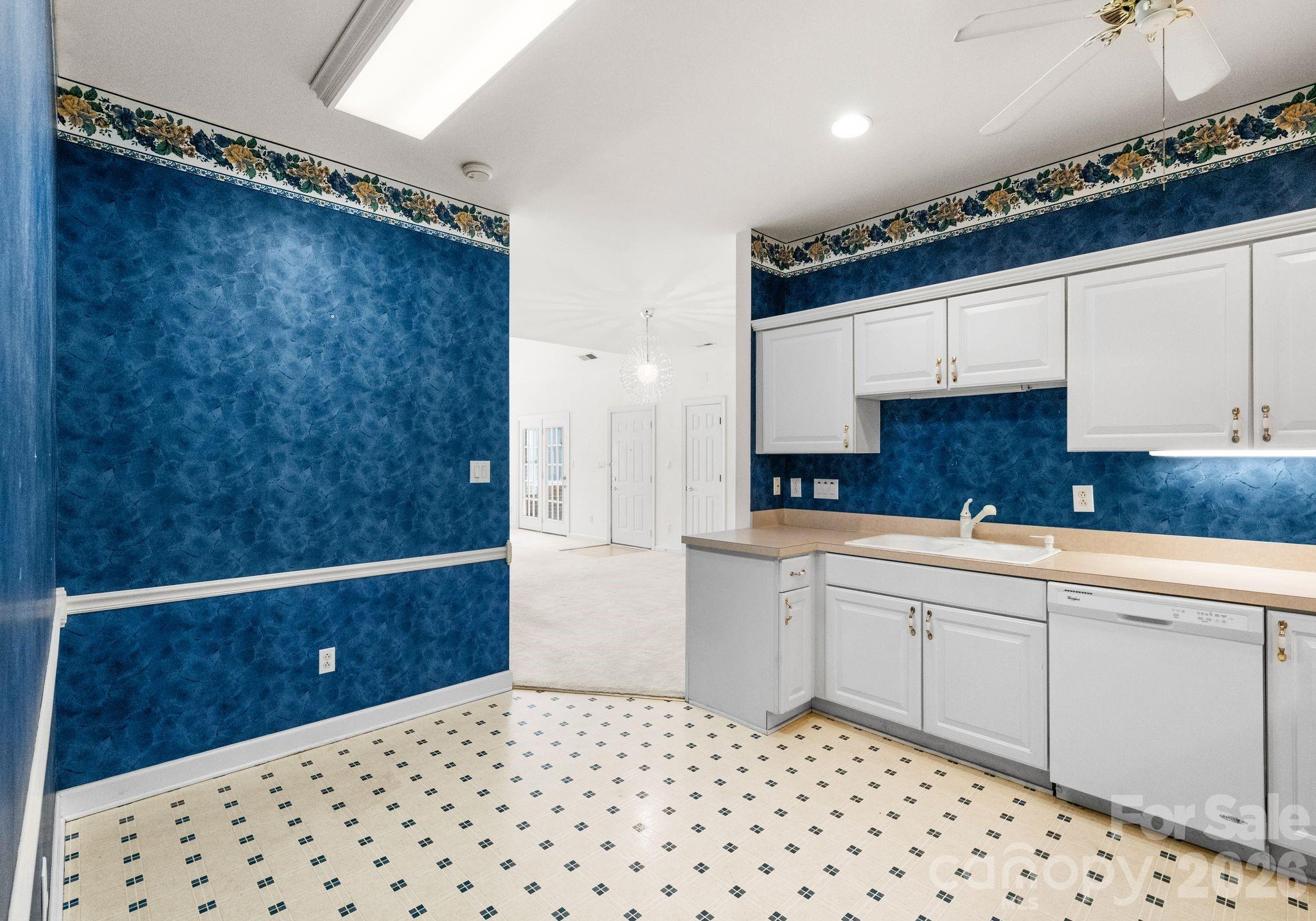 The Glen at Highland Creek - Residential