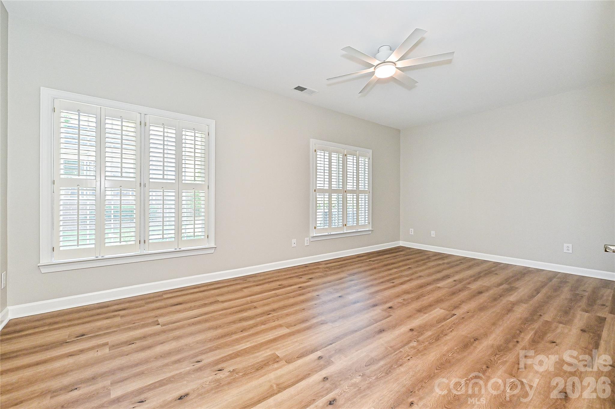 The Glen at Highland Creek - Residential