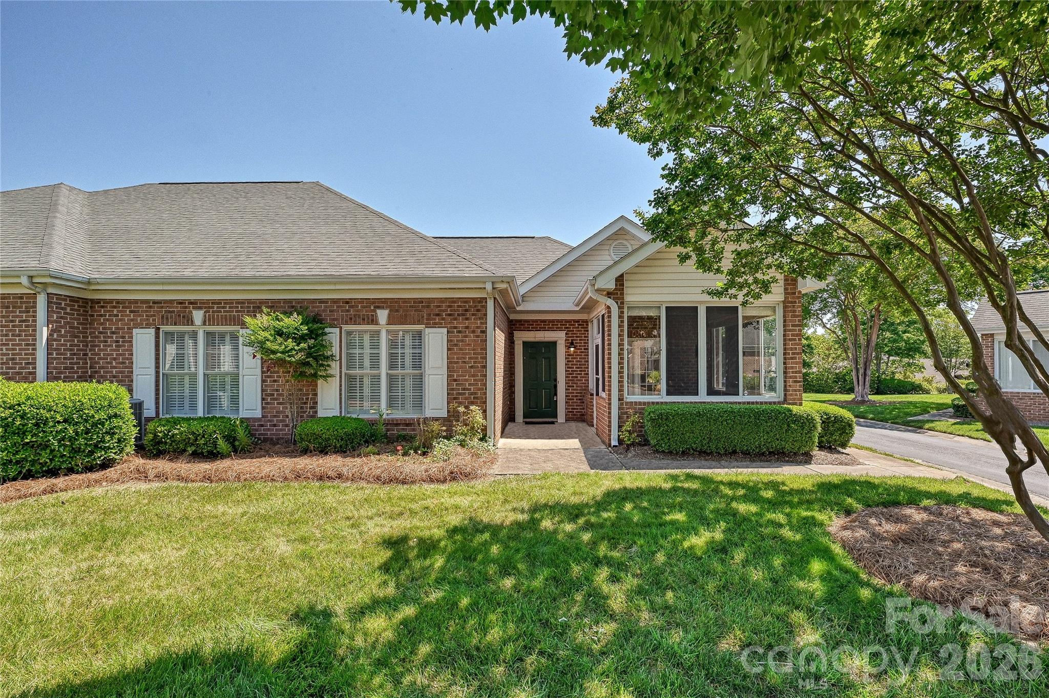 The Glen at Highland Creek - Residential