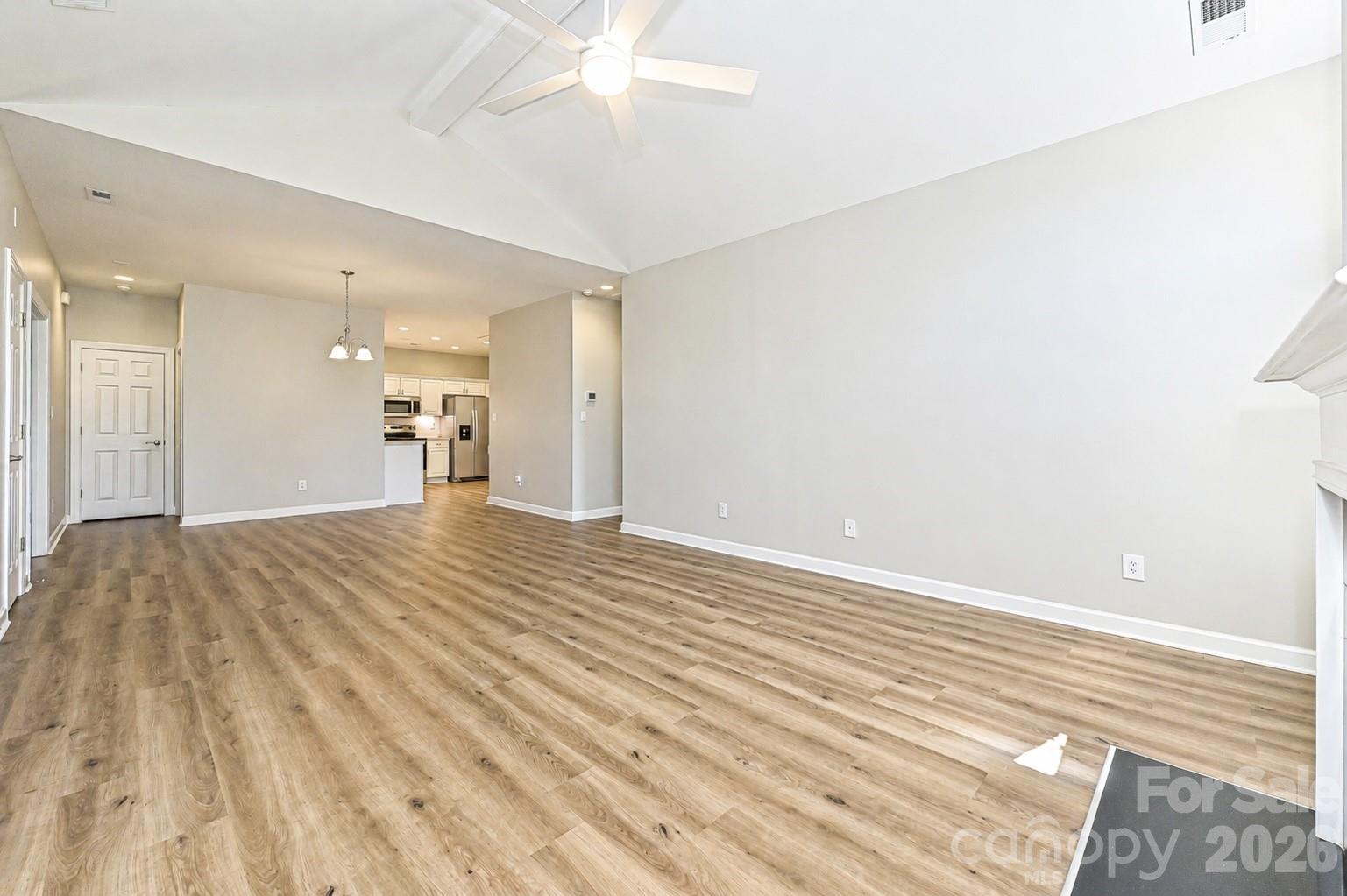 The Glen at Highland Creek - Residential