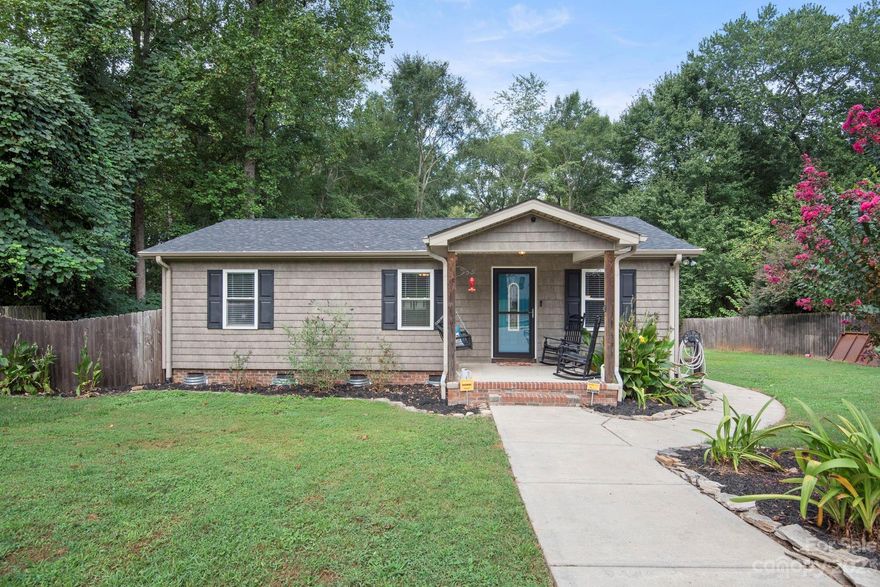 This private wooded retreat on an acre + lot is just minutes from Downtown Fort Mill. This ranch home located in the award winning Fort Mill School District and has no HOA. upgrdes include a 2020 Roof , 2020 HVAC, 2020 gutter gaurds and an imaculate crawl space. This move in ready home comes with an over 600 Sqft powered workshop complete with Shed and Wood Shed. This beautiful lot with mature trees is the perfect escape from the bussiness of the city but still close enough to enjoy all that Fort Mill and Charlotte have to offer!
