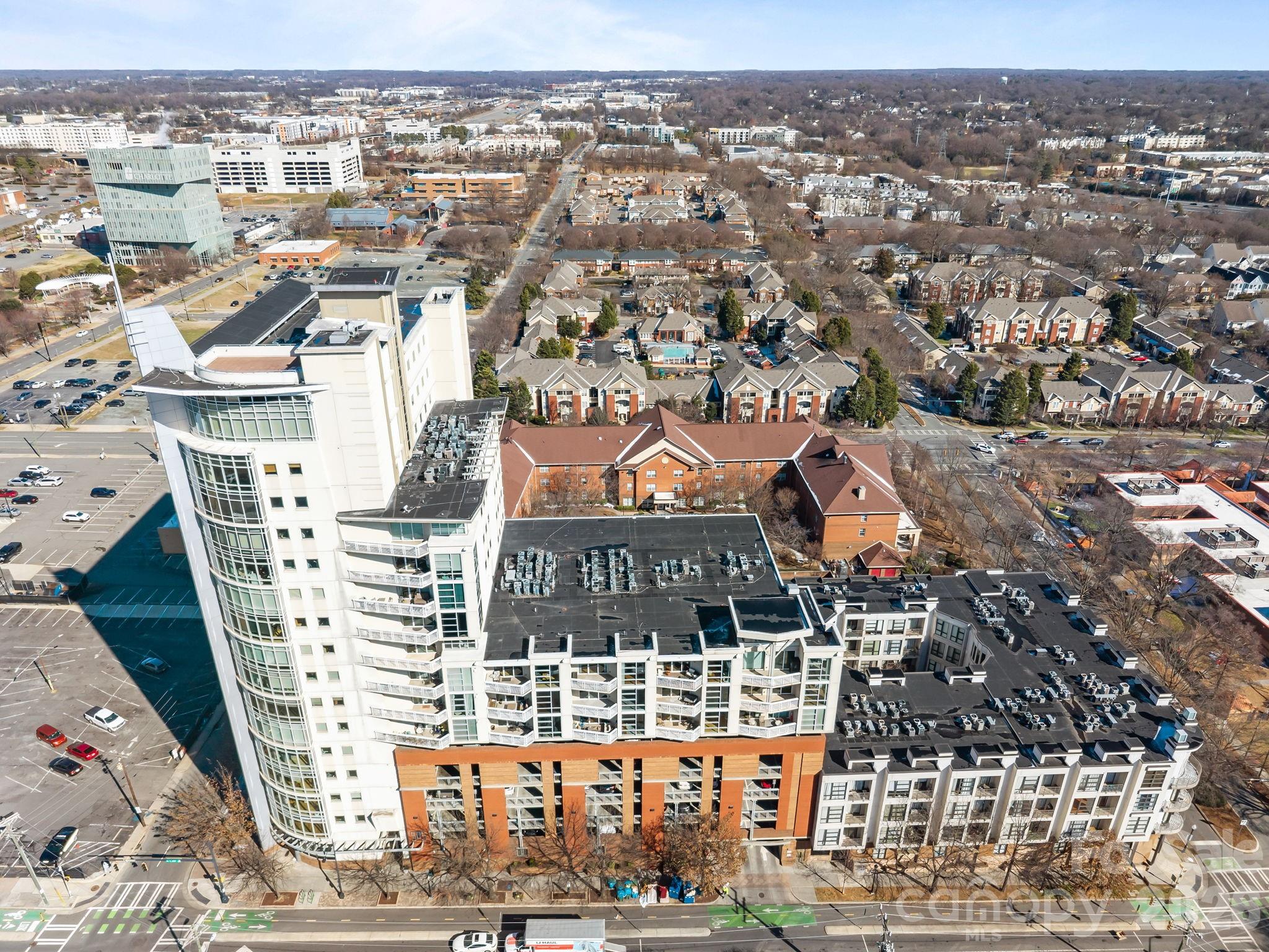 Courtside - Residential