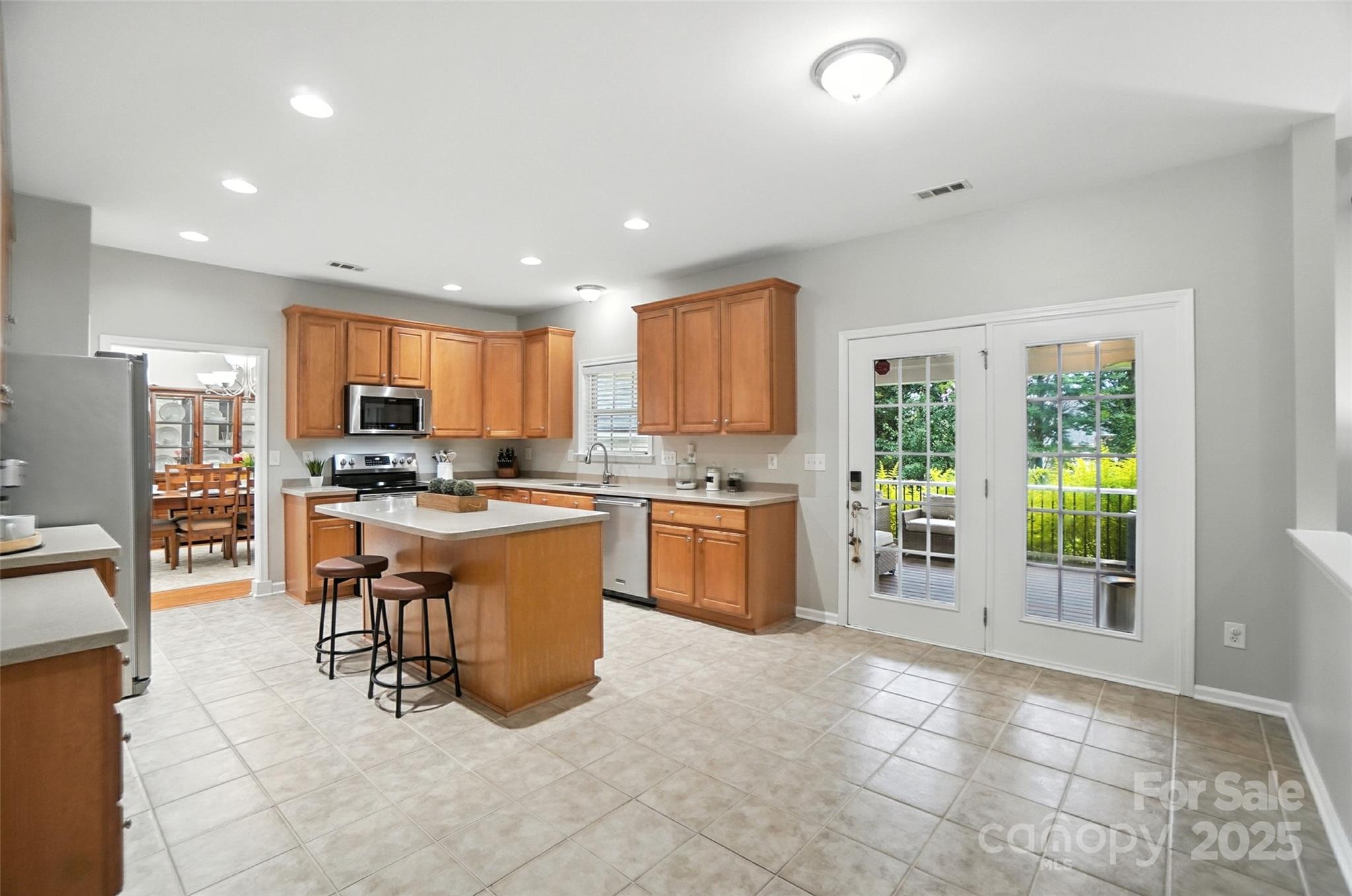 9901 Candlehill Drive