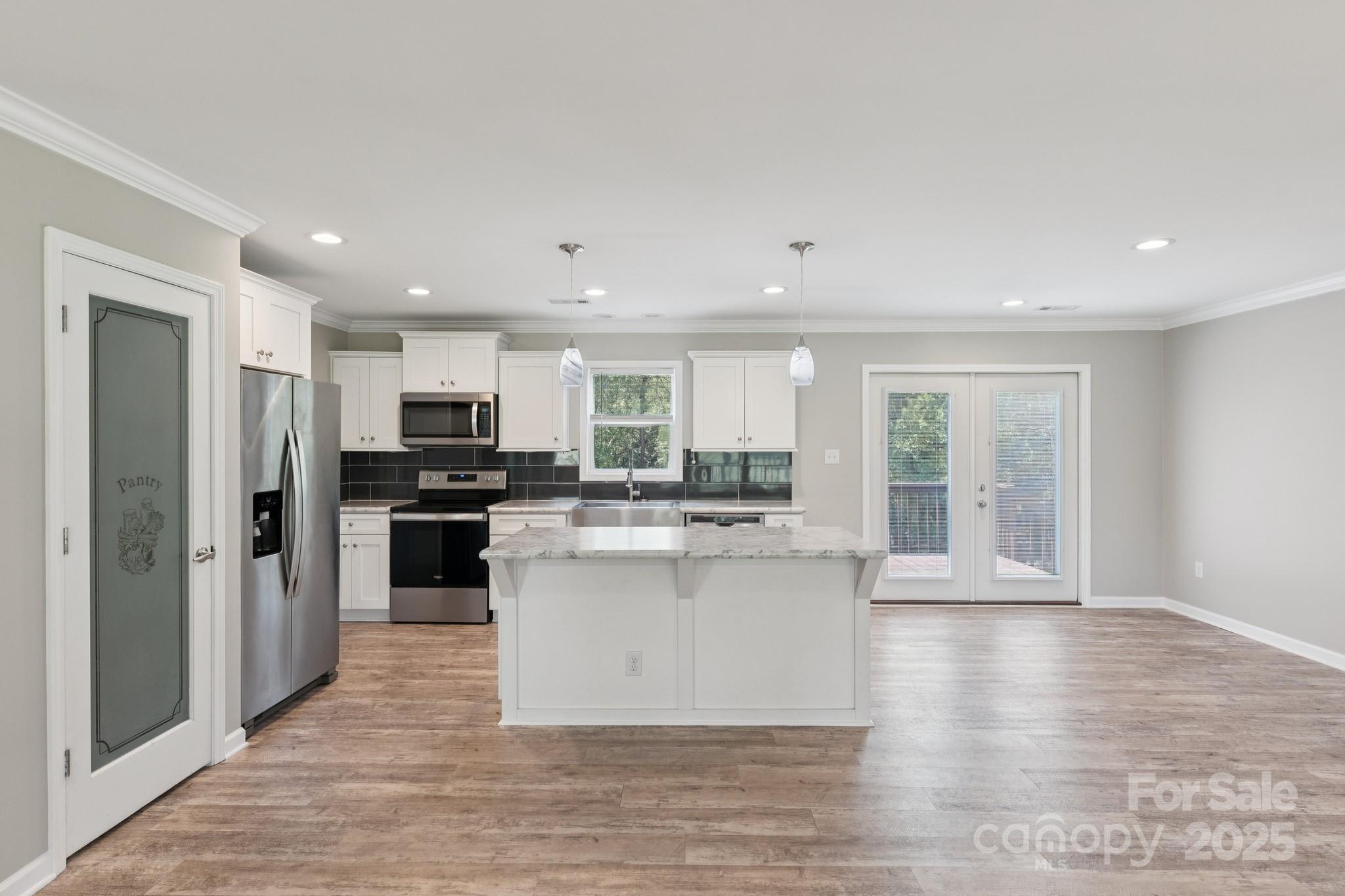 1259 Hardin Road
