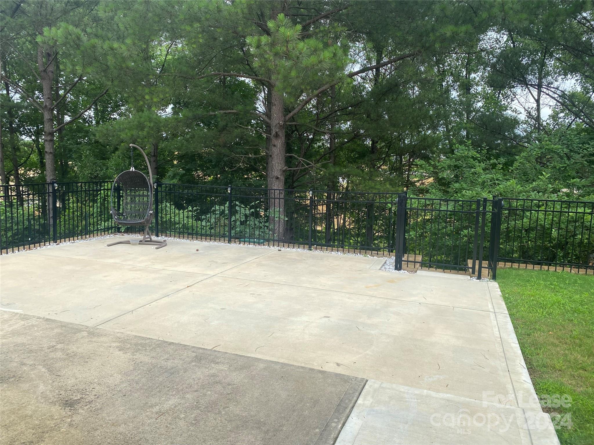 Amber Woods - Residential Lease