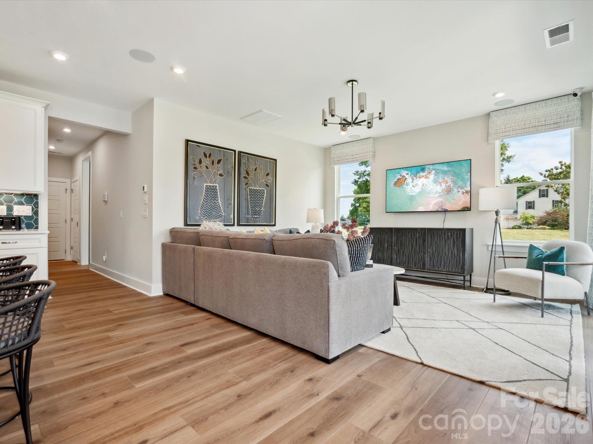 67 Seven Oaks Landing