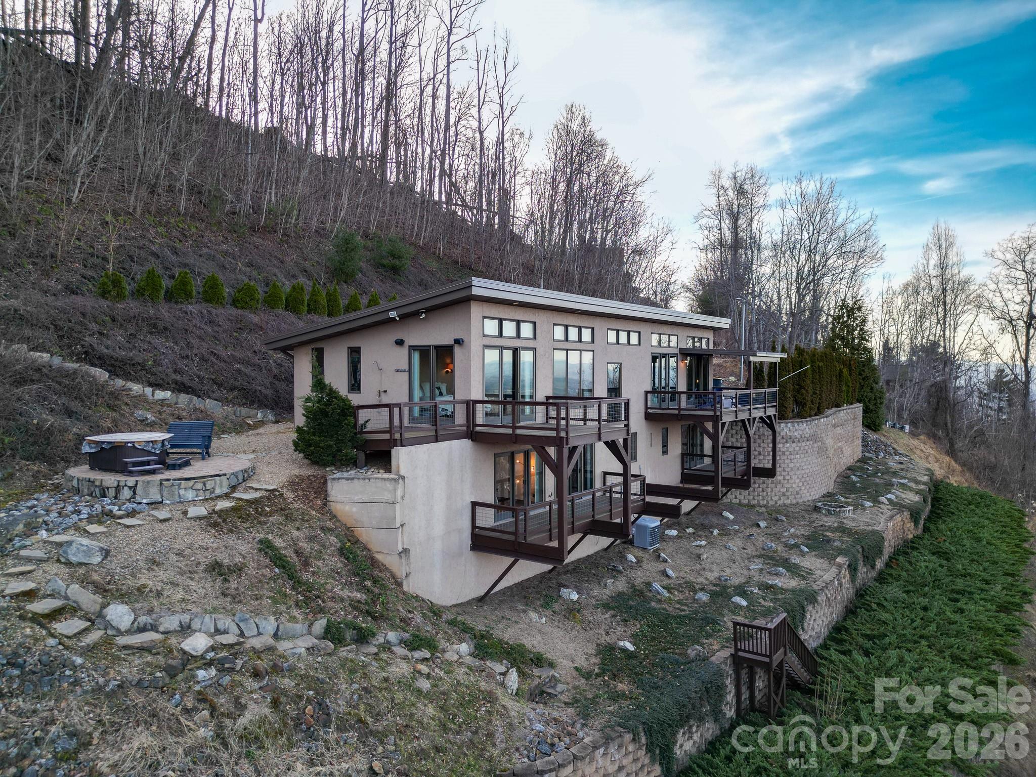 128 Leisure Mountain Road