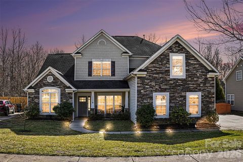 Photo of 12222 Journeys End Trail, Huntersville, NC 28078 (MLS # 4349693)