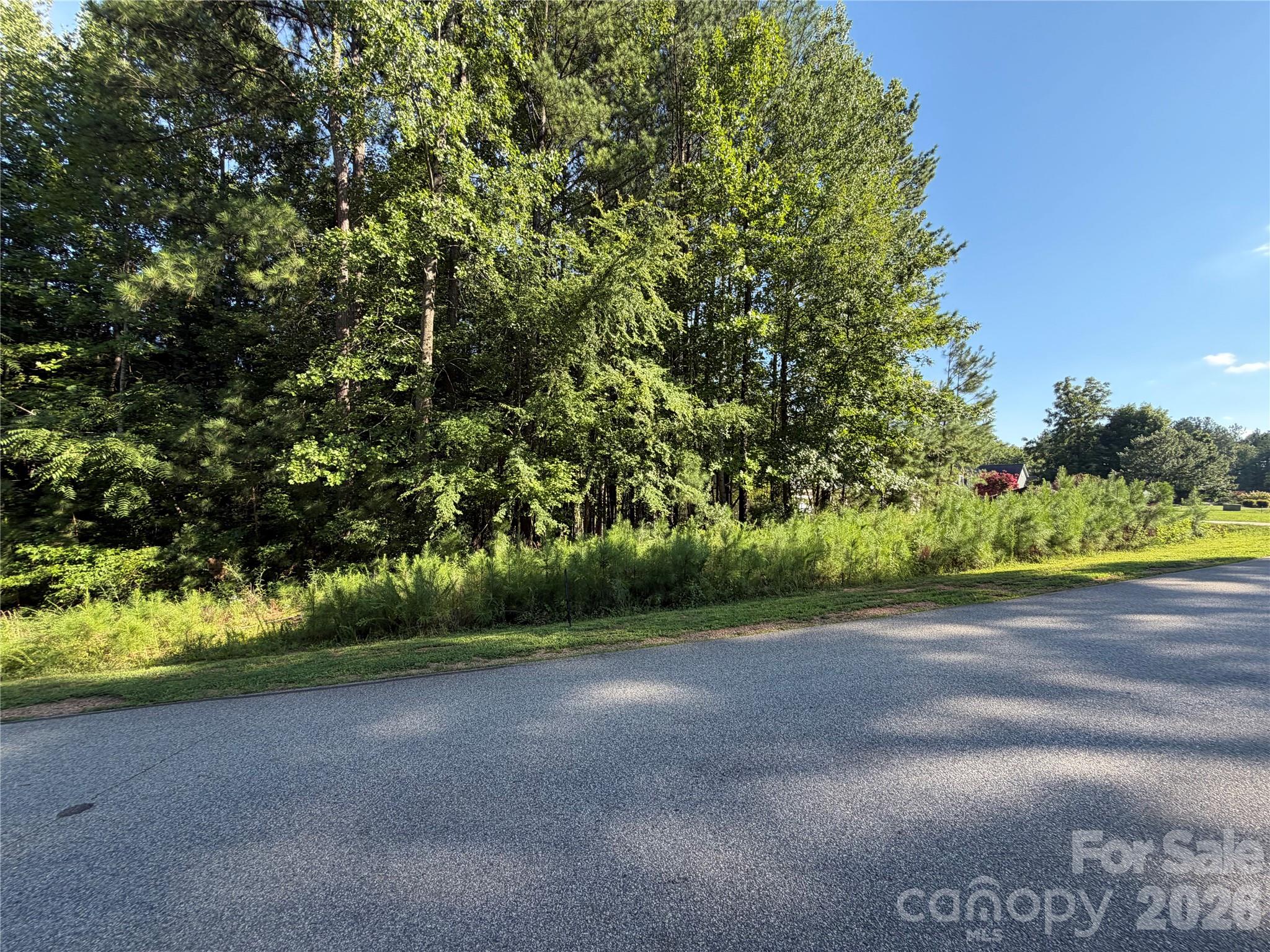 621 Sunset Pointe Drive