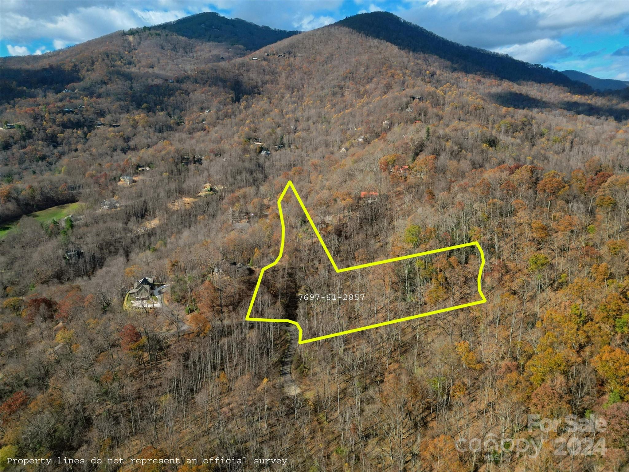 00 Scarlet Maple Lane 23