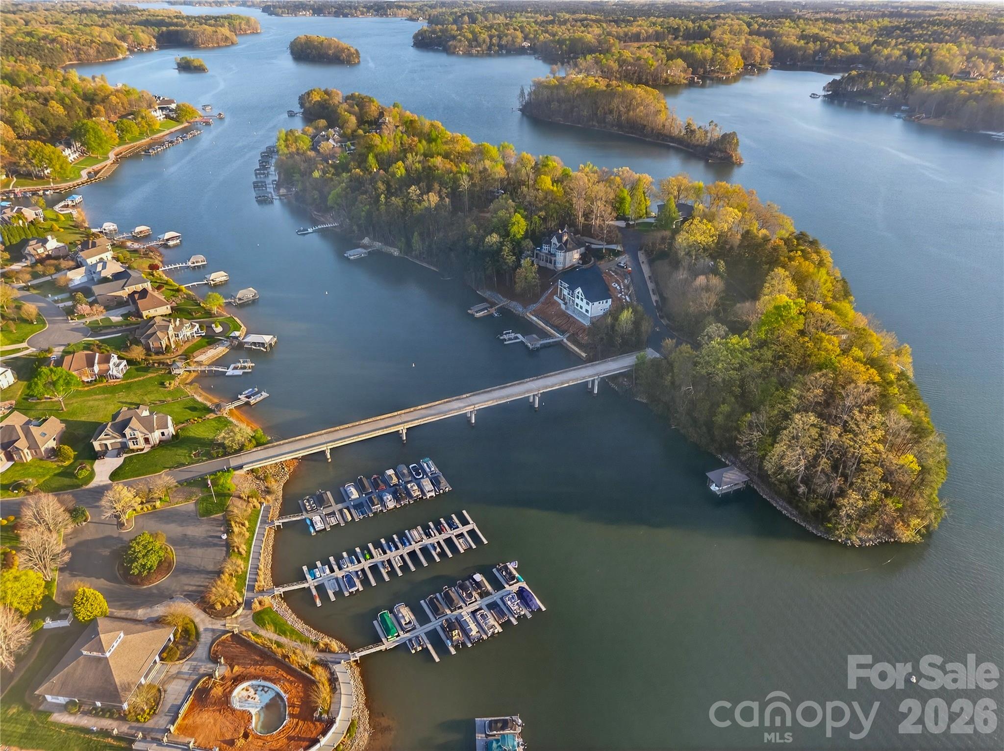 Windemere Island - Land