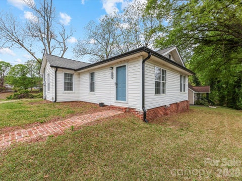Photo of 721 Broad Street, Kannapolis, NC 28081 (MLS # 4432393)