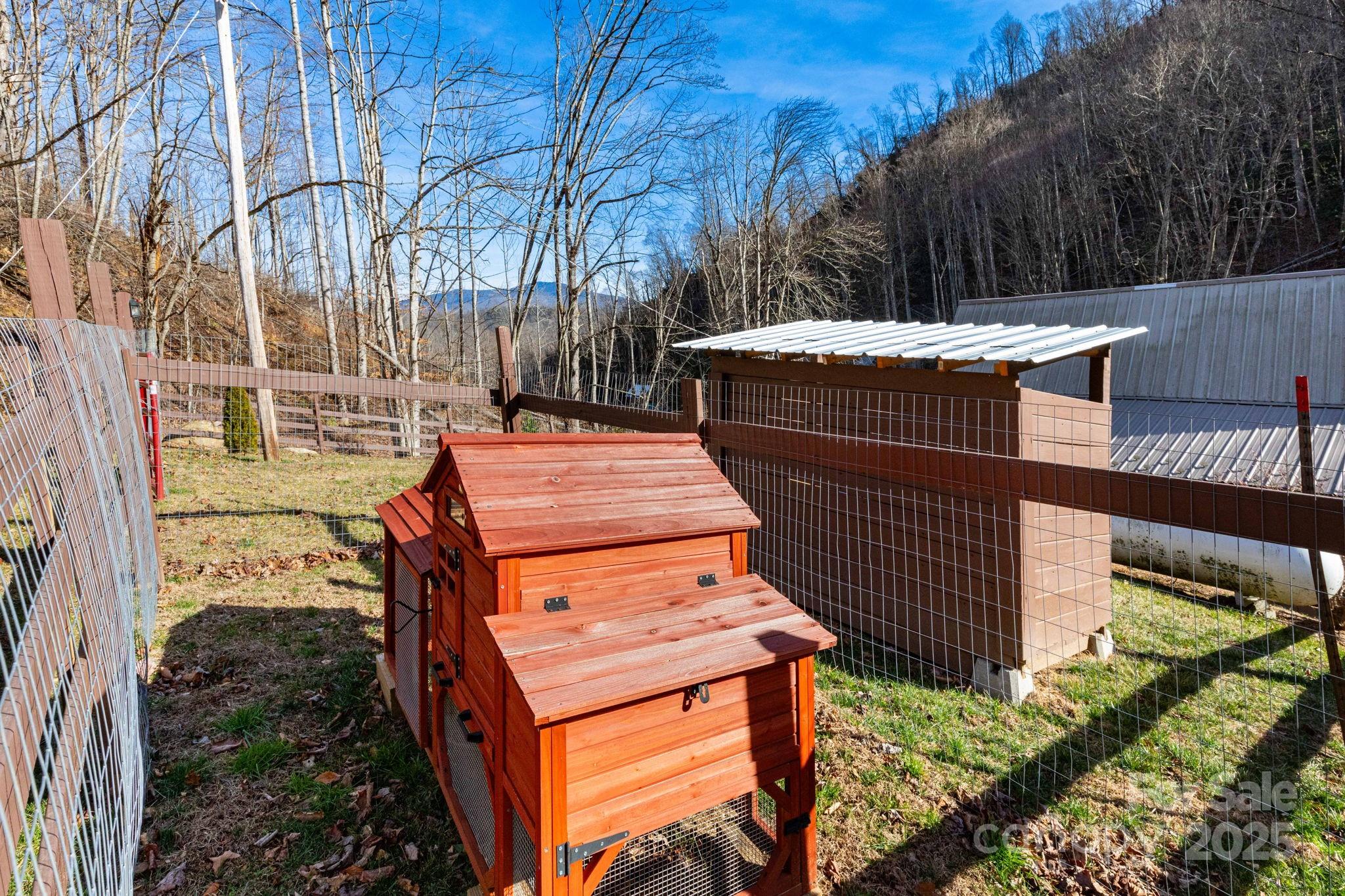 Shoot Out Mountain - Residential