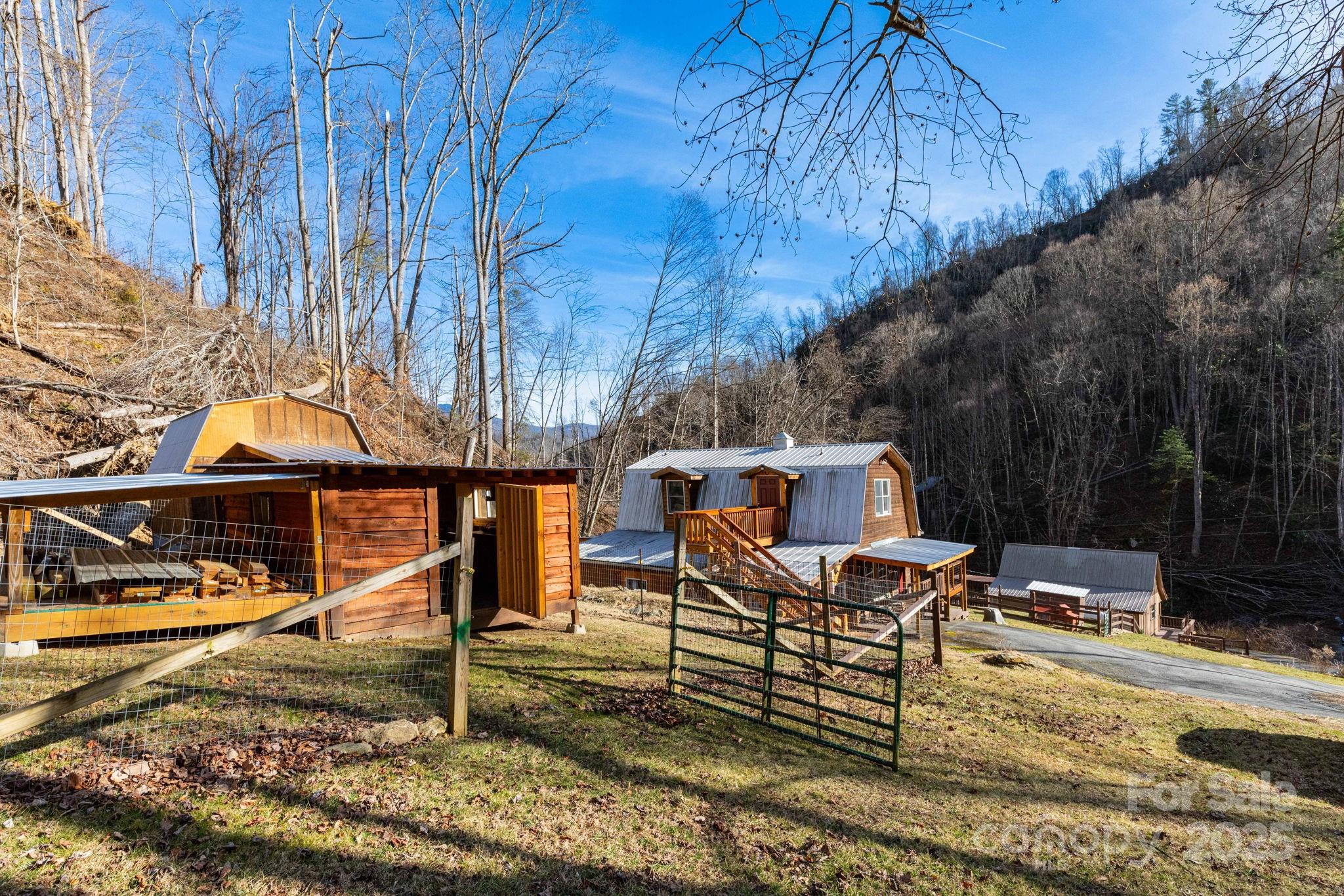 Shoot Out Mountain - Residential