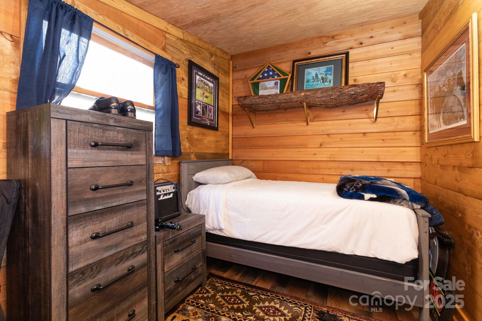 Shoot Out Mountain - Residential