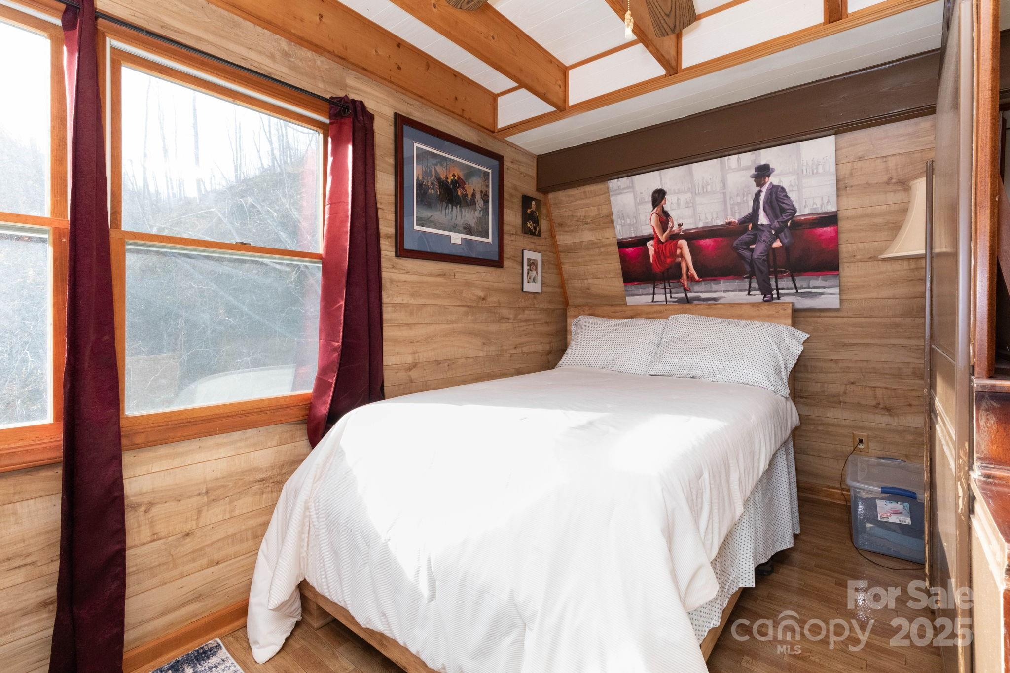 Shoot Out Mountain - Residential