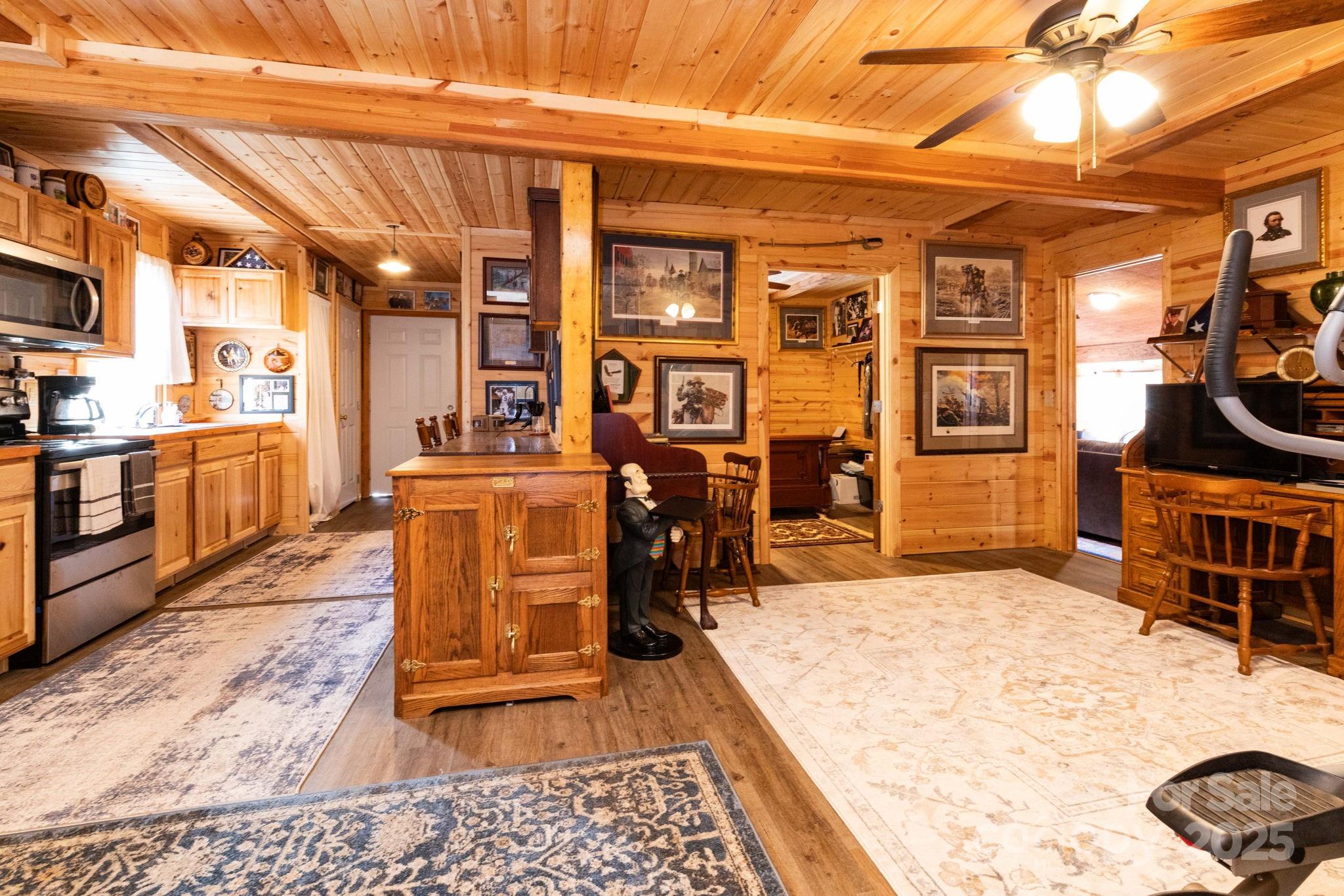 Shoot Out Mountain - Residential