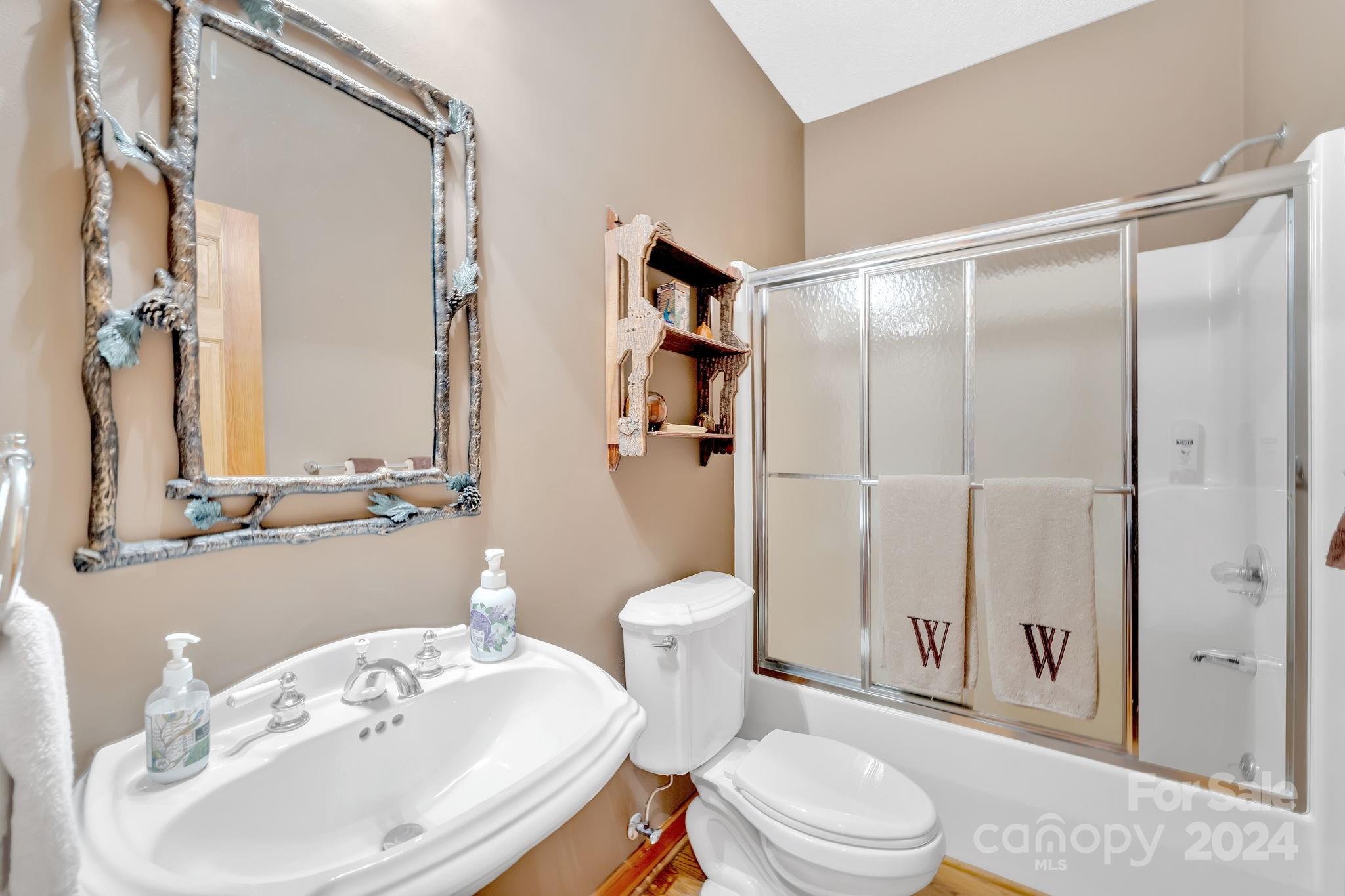 Valle Cay - Residential