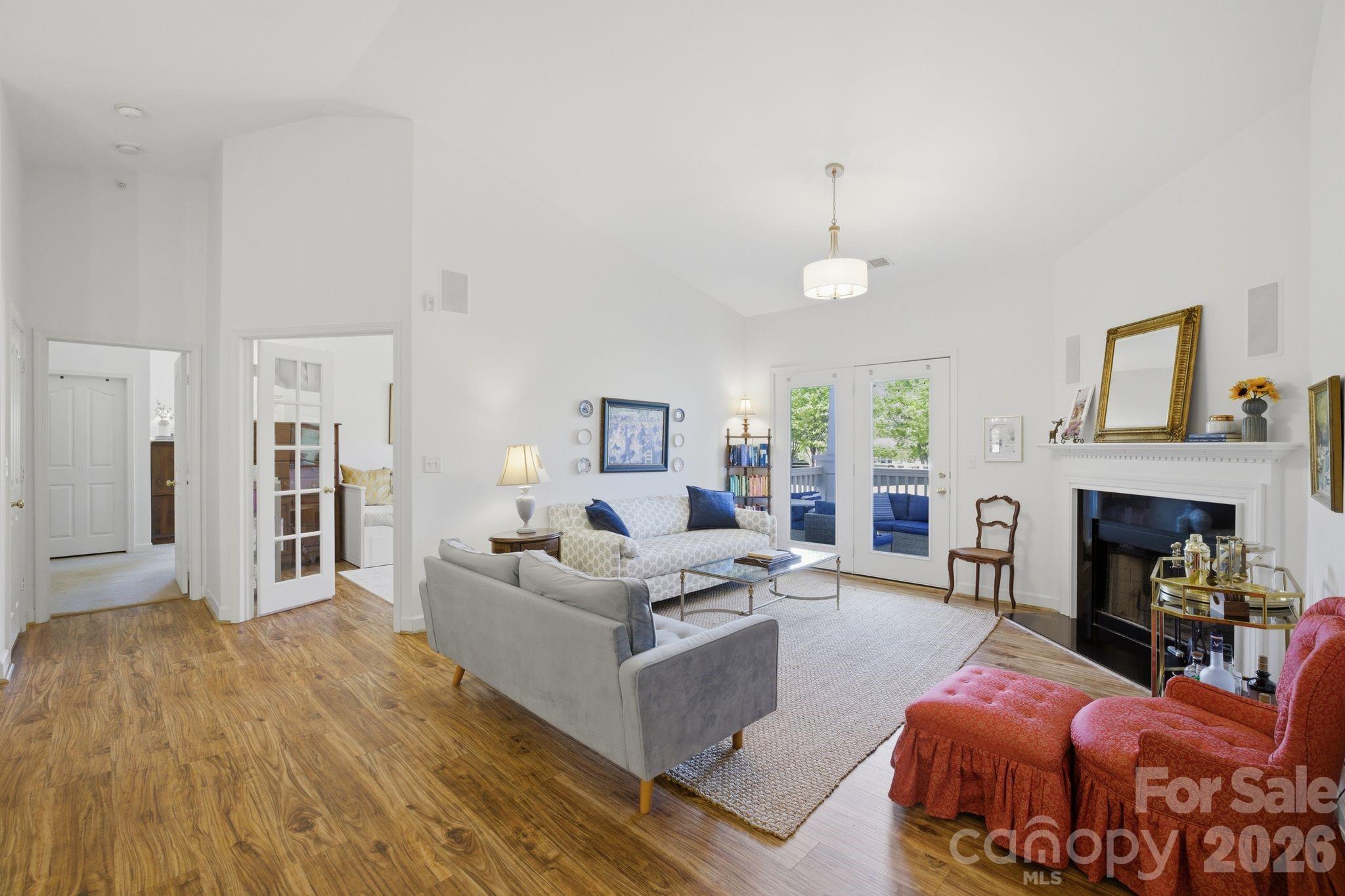 Alexander Chase - Residential