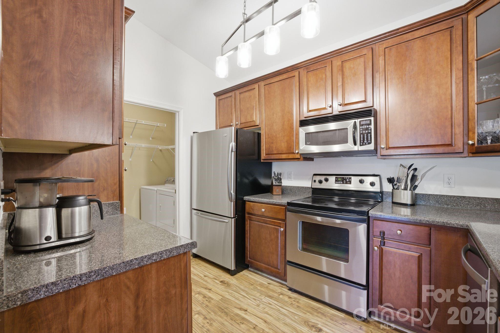 Alexander Chase - Residential