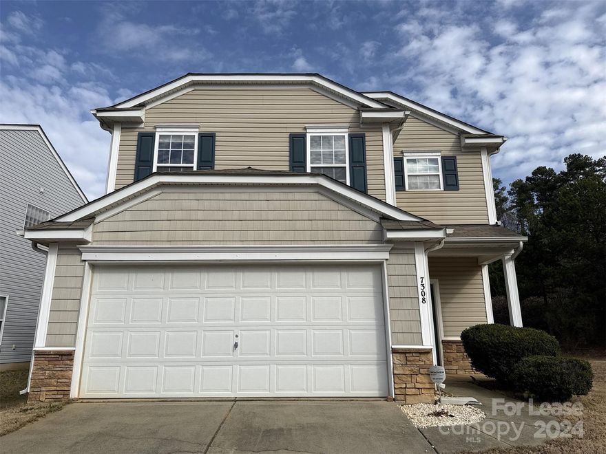 Beautiful two story home with spacious kitchen. Formal dining room and living room. 2nd story features loft and spacious master suite with trey ceiling, garden tub, separate shower, double vanity and large walk-in closet. Close to I77, 485 shopping and, entertainment.  Walk Score: 17 (Car Dependent) Renters Insurance is required.