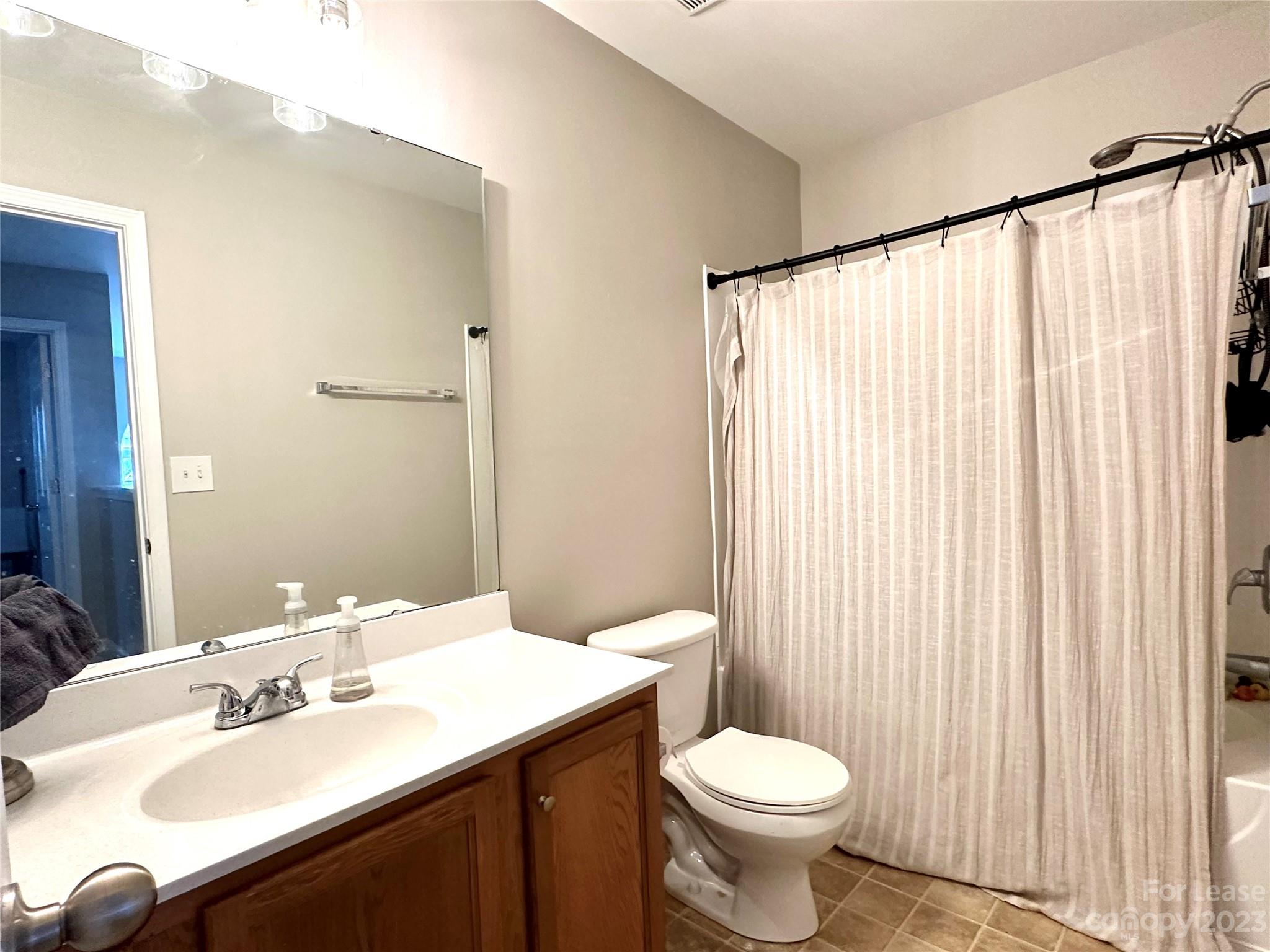 Sandy Pointe - Residential Lease